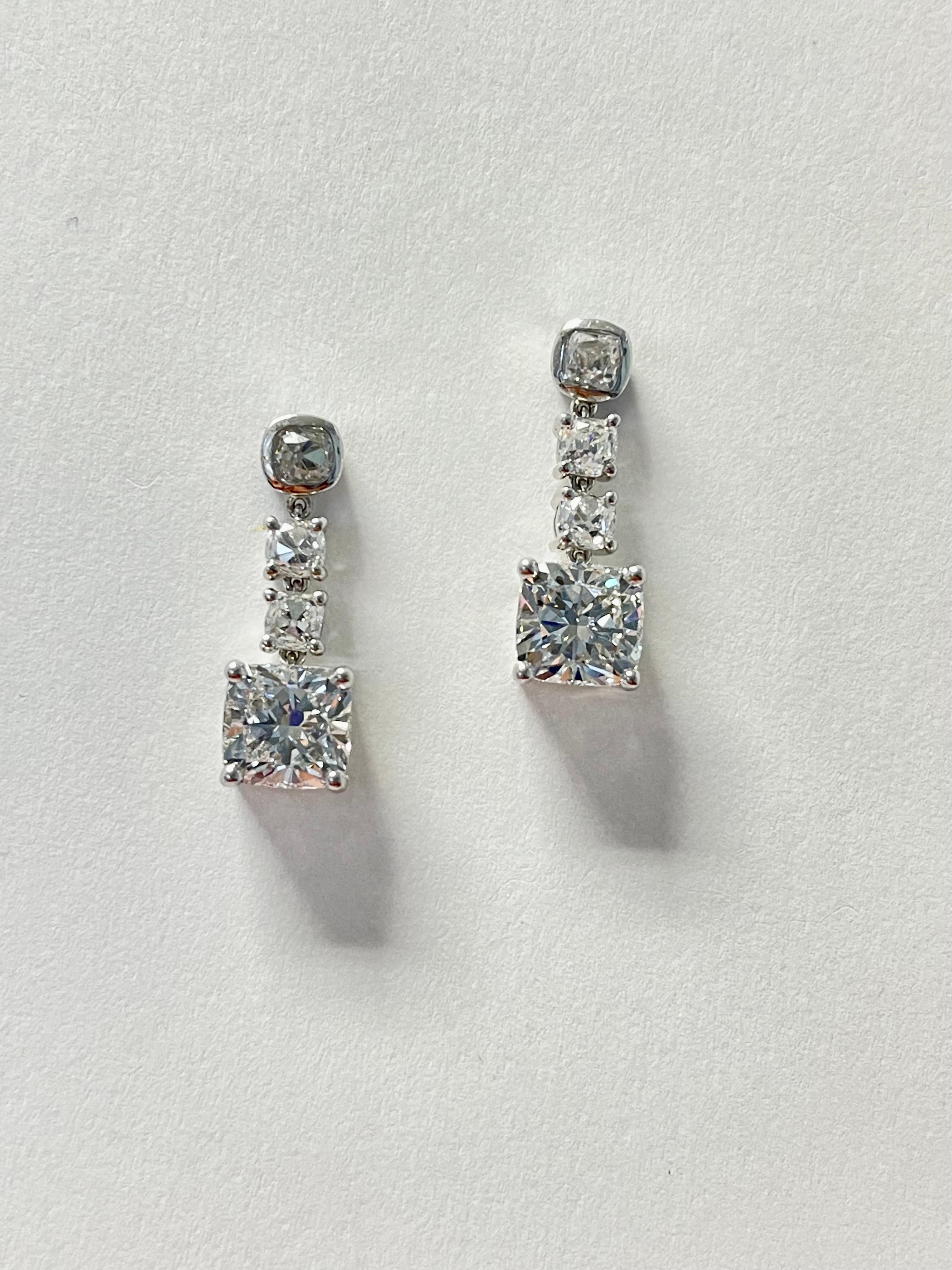 GIA Certified Cushion Diamond Three Stone Dangle Earrings In Platinum. In New Condition For Sale In New York, NY