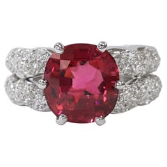 Bague en platine certifiée GIA avec spinelle rouge coussin et diamant