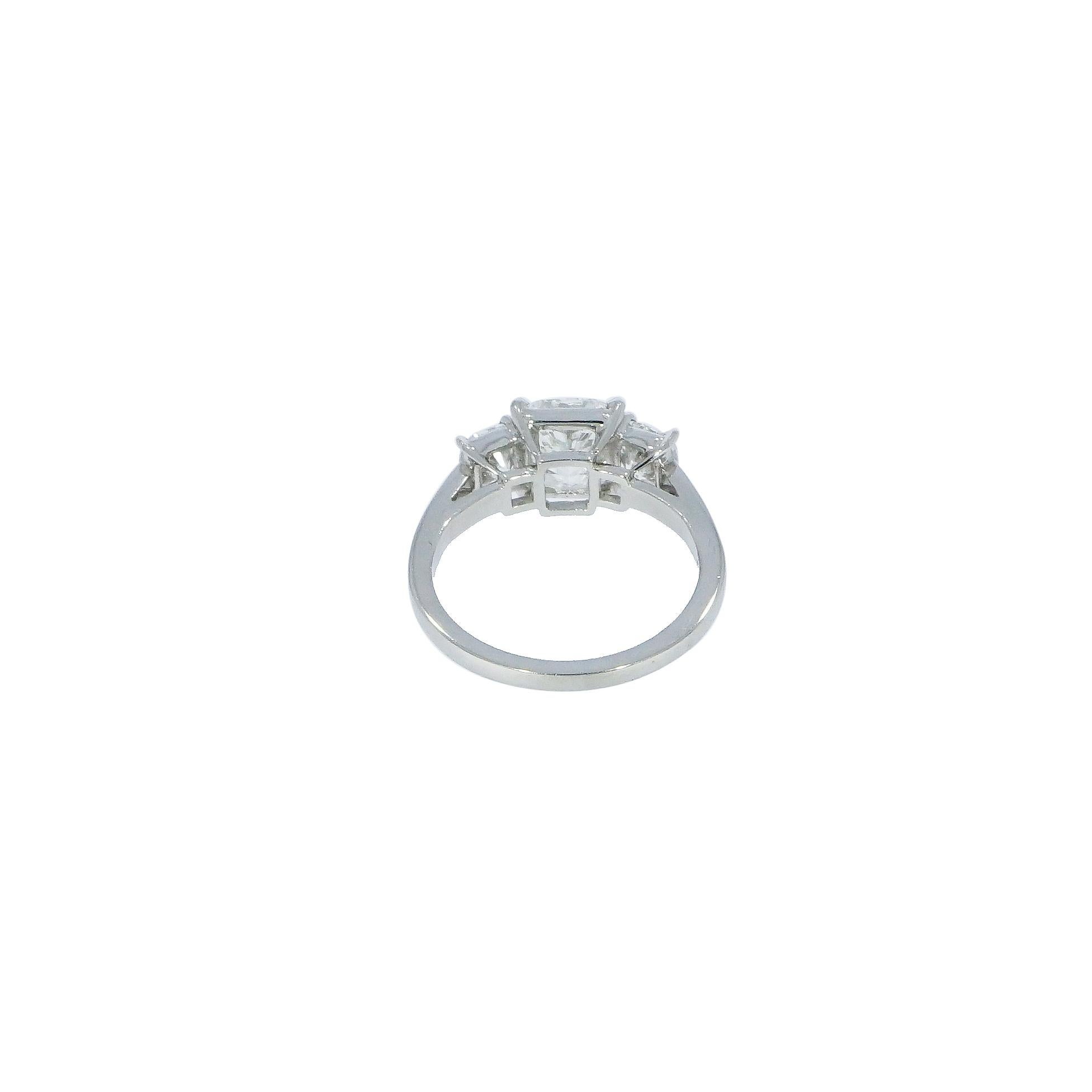 3 stone platinum diamond ring
