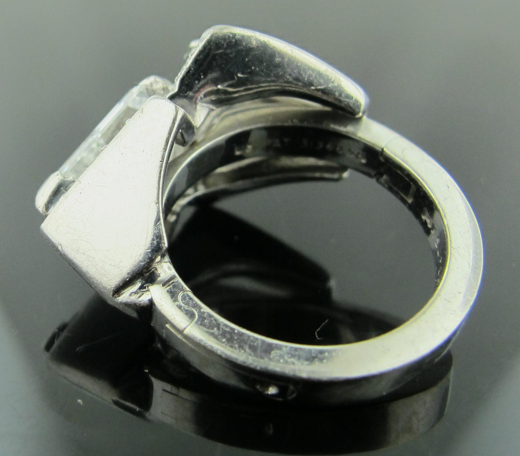 GIA Certified D Color 1.85 Carat Shield Cut Diamond Ring in Platinum/14 Karat In Excellent Condition In Palm Desert, CA