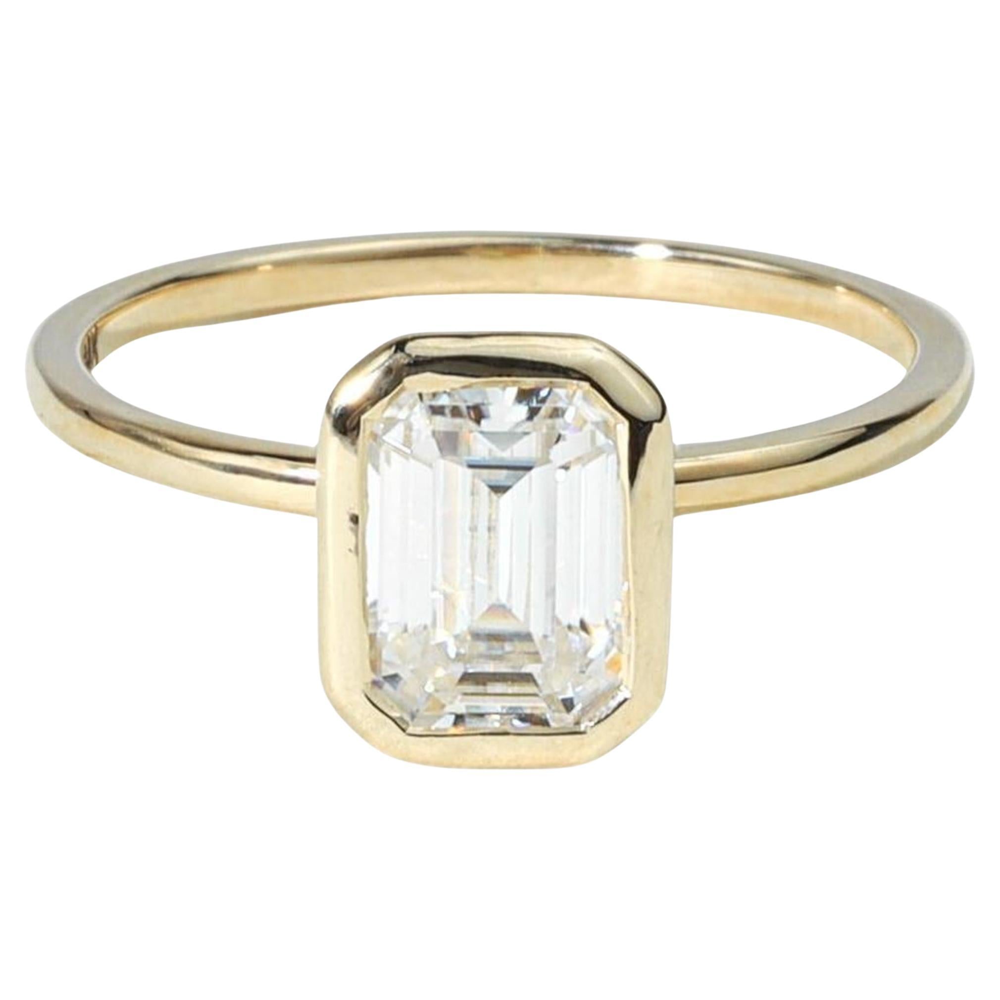 GIA Certified D IF 1ct Emerald-Cut Diamond Solitaire Ring in 18K Yellow Gold (Bague solitaire en or jaune 18K)
