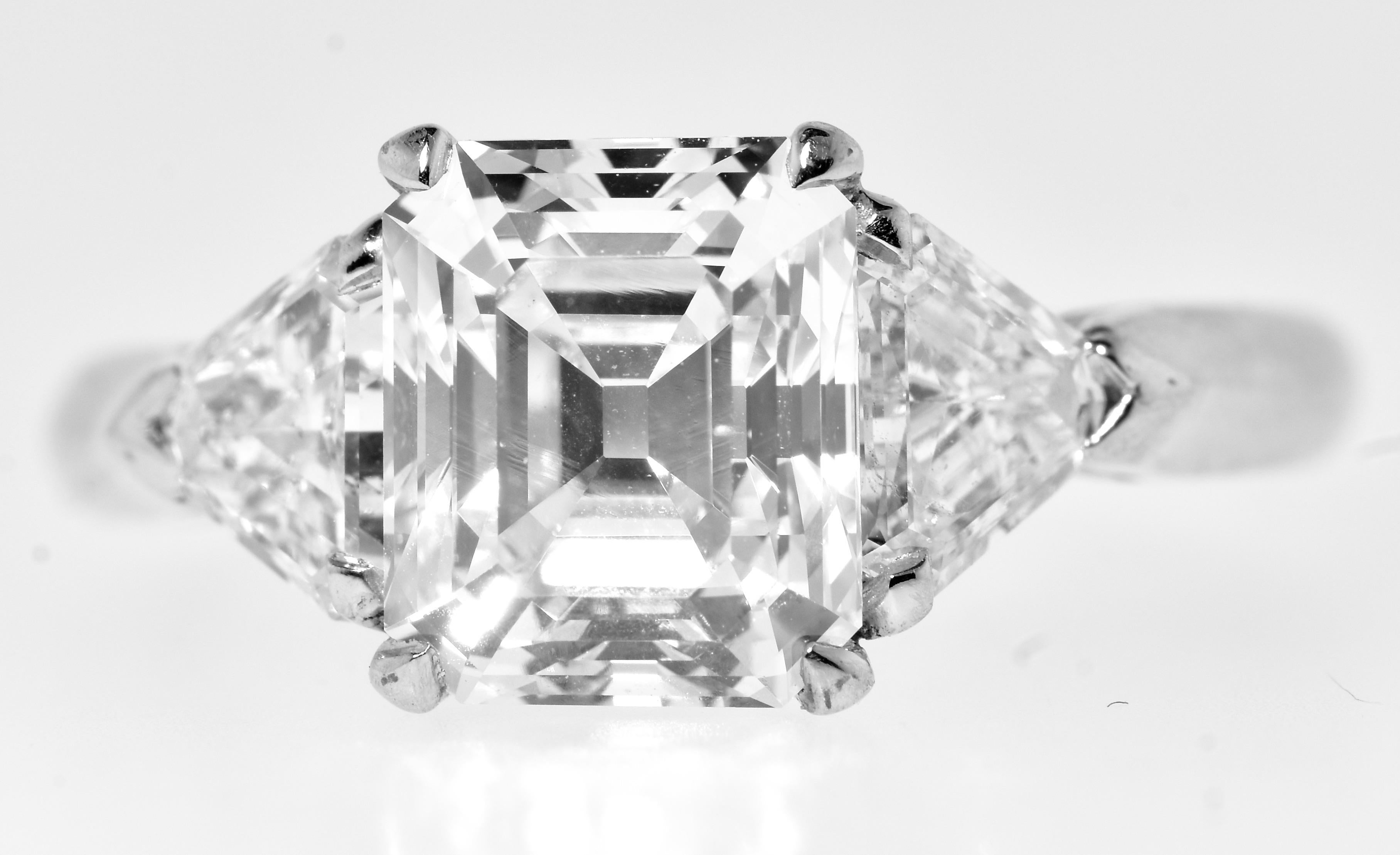 GIA Graded D, SI1, Vintage Platinum Asscher Cut 2.23 Carat Diamond Ring For Sale 4