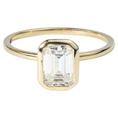 GIA Certified D VS1 1.00ct Anillo solitario de diamantes talla esmeralda en oro amarillo de 18 quilates