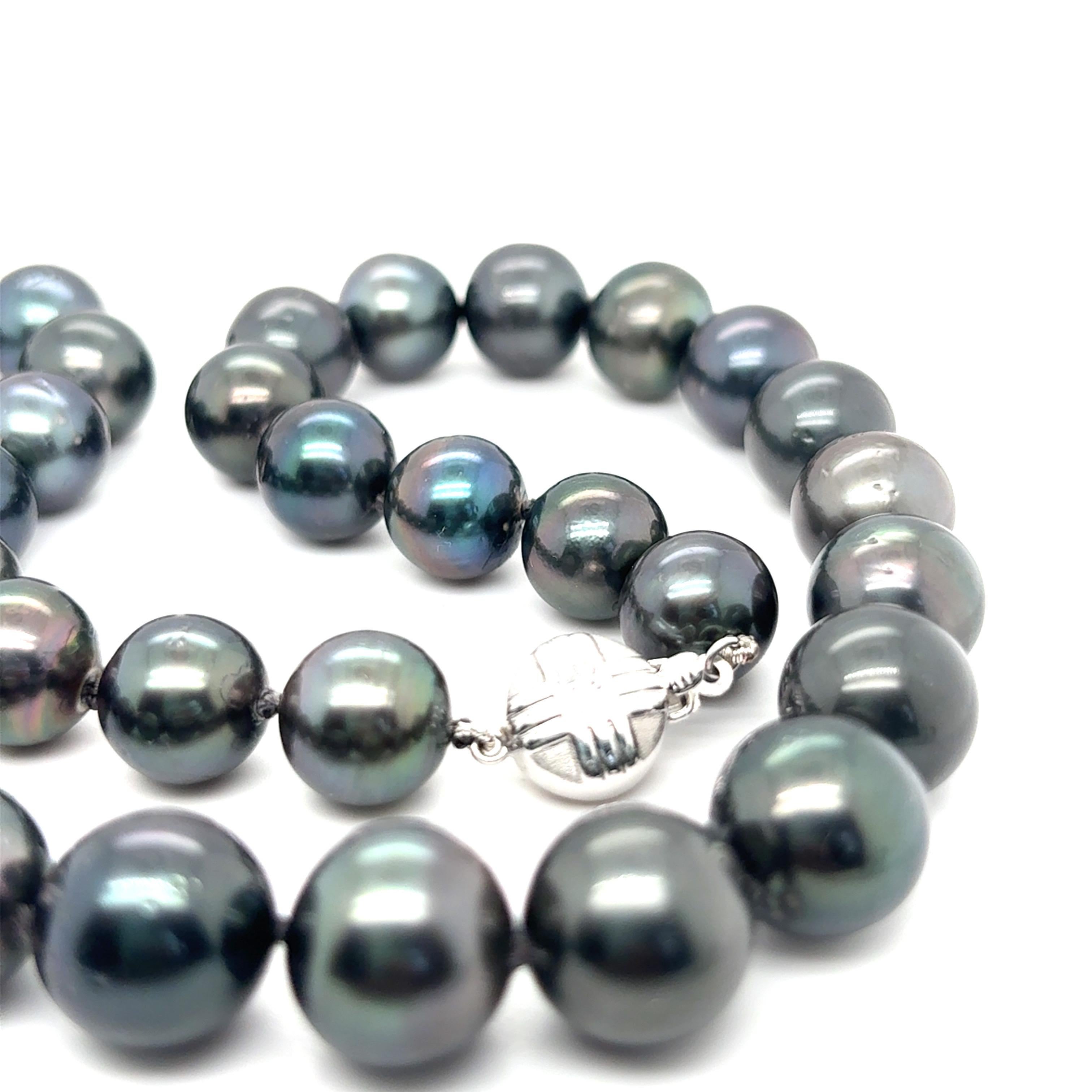 GIA-zertifizierte dunkle Tahiti-Perlenkette mit Weißgold-Verschluss im Angebot 7