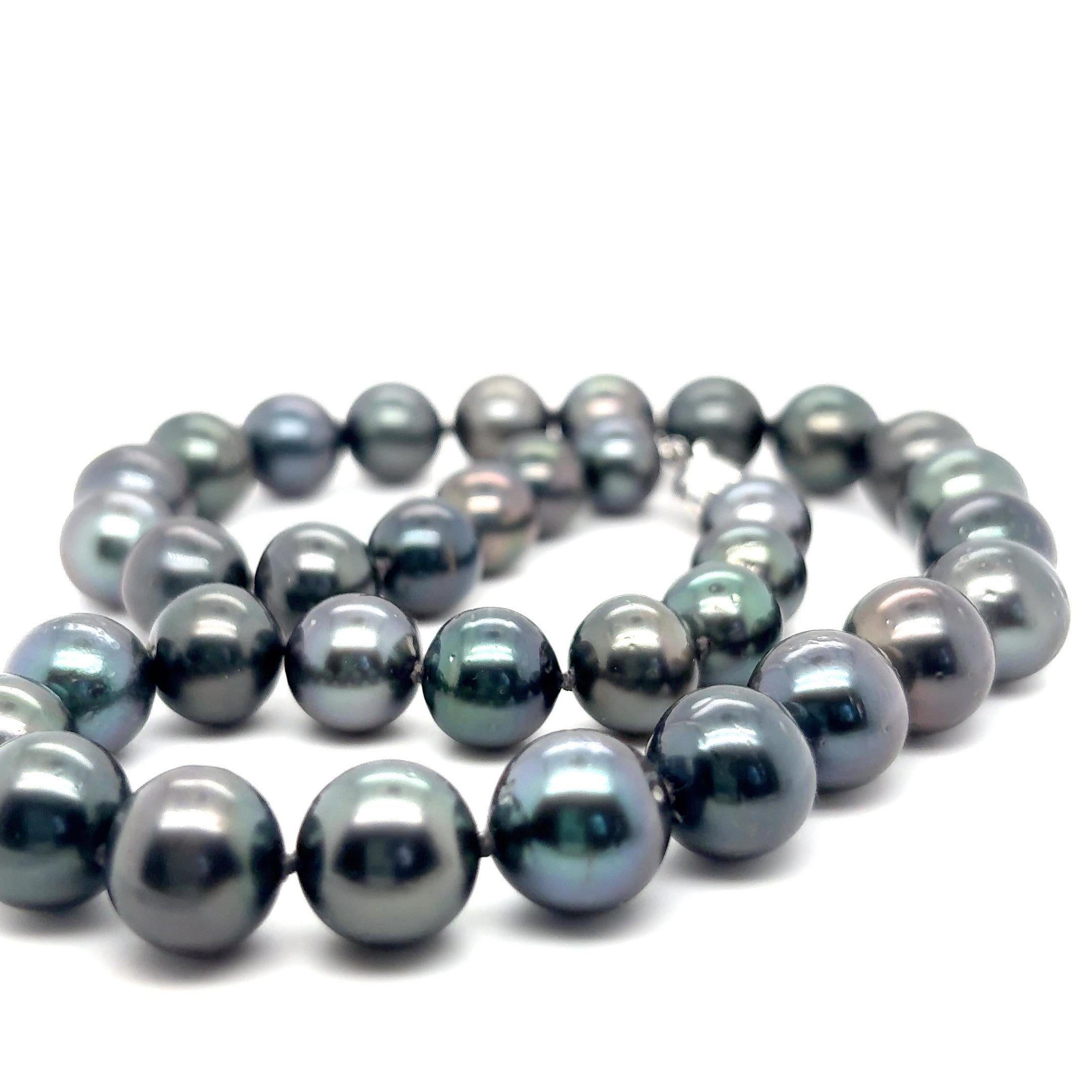 GIA-zertifizierte dunkle Tahiti-Perlenkette mit Weißgold-Verschluss im Angebot 9
