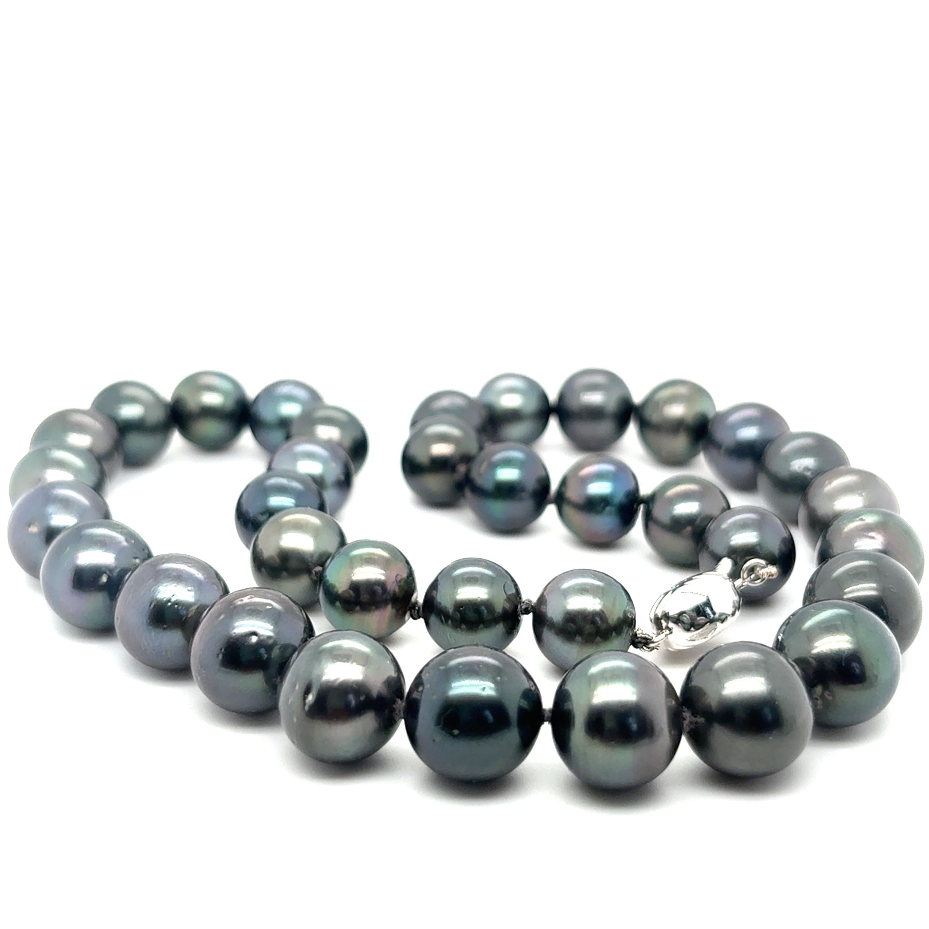 GIA-zertifizierte dunkle Tahiti-Perlenkette mit Weißgold-Verschluss im Angebot 2