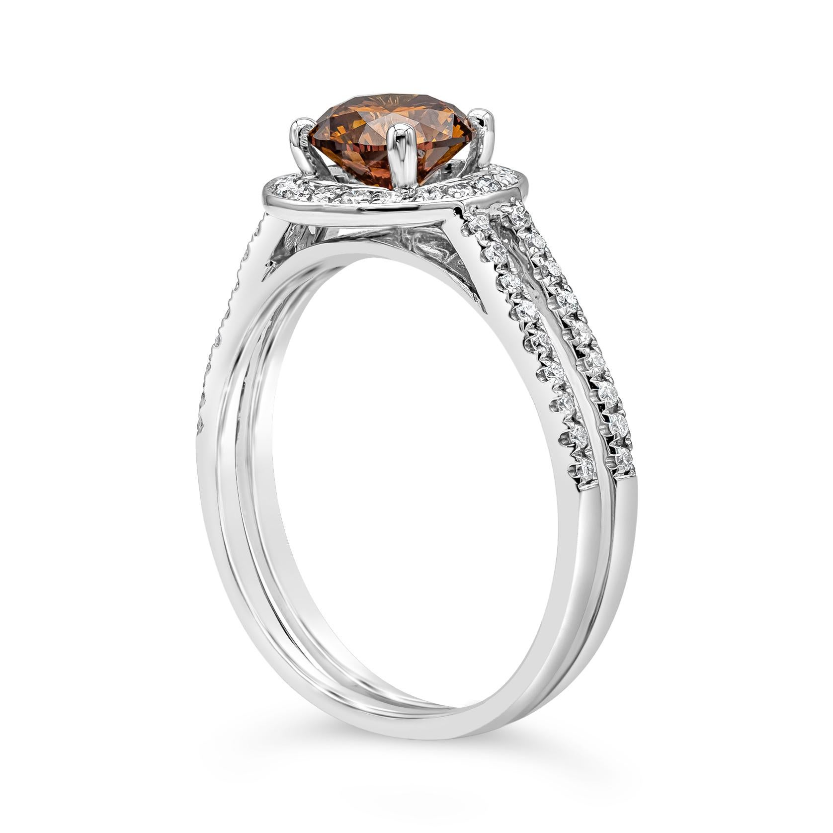 Contemporary 1.05 Carat Round Shape Deep Brownish Yellow Orange Diamond Halo Engagement Ring