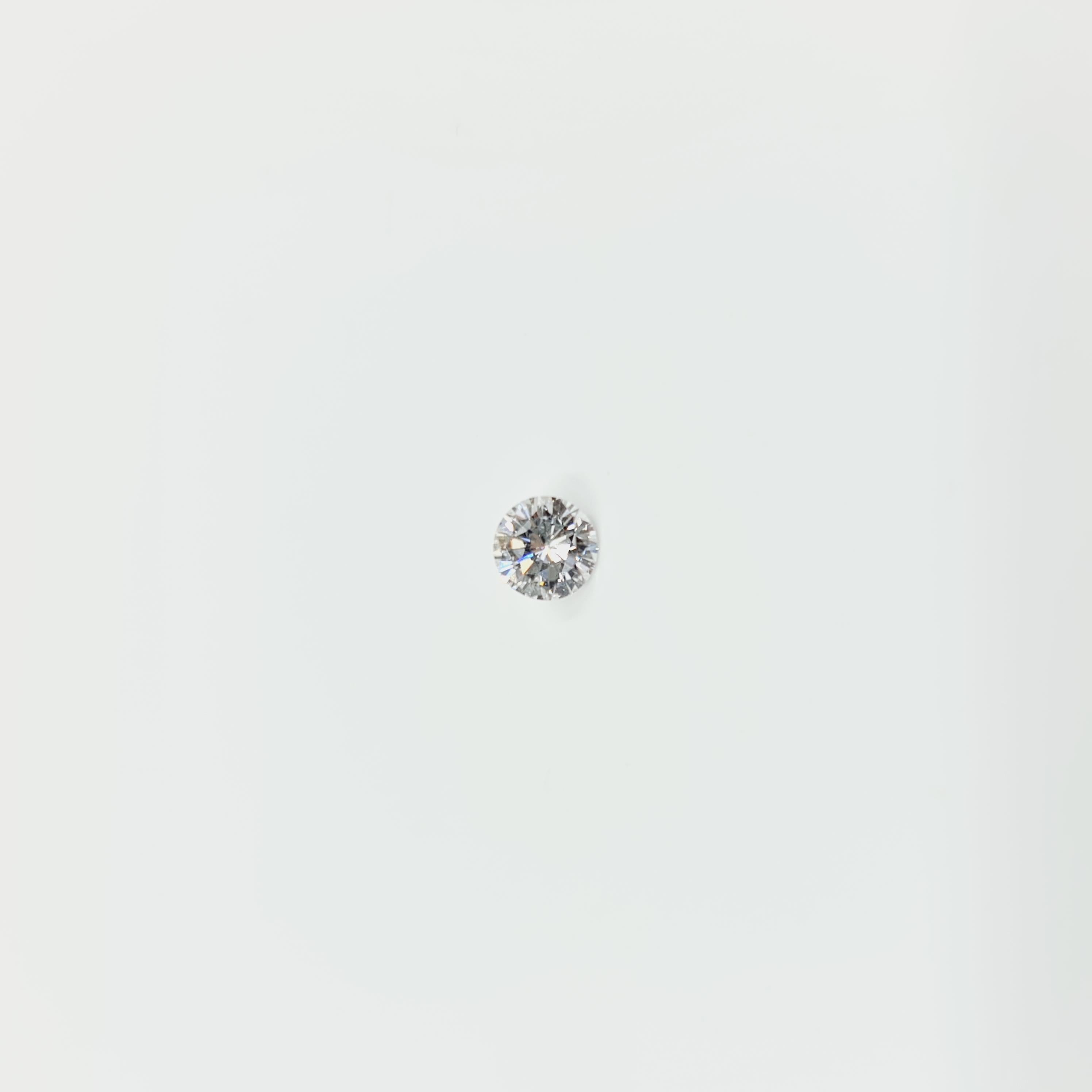 GIA Certified Diamond 0.34 D/SI2 Solitaire Ring 750 Gold

Fine Brilliant Cut, Solitaire Diamond Ring in 18k Whitegold.
Four Prong Setting. High Mounted Diamond. 
Size 54(any size possible).

5 C`s:
Certificate: GIA
Carat: 0,34ct
Color: D
Clarity: