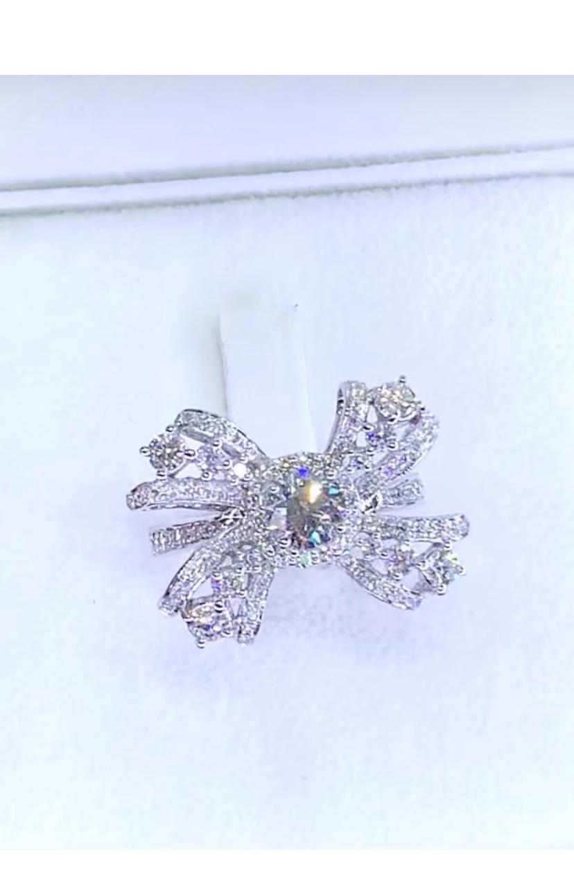 In every journey, there exists  a jewel that mirrors the soul of the one who wears it. This stunning piece is created with particular care on details. It is a testament to artistry and emotion. Our ring is a celebration of unique design,