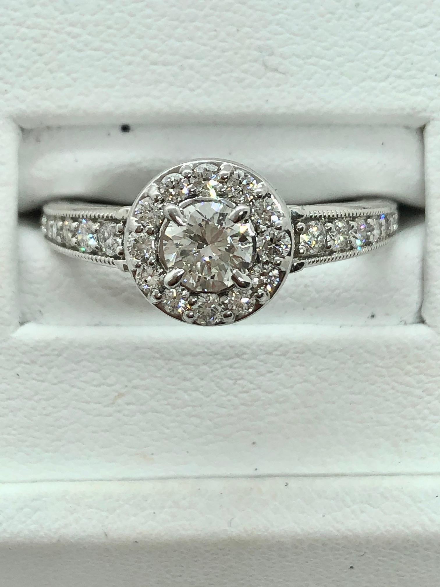 GIA Certified Diamond Engagement Ring 0.41 Carat 14 Karat White Gold For Sale 1