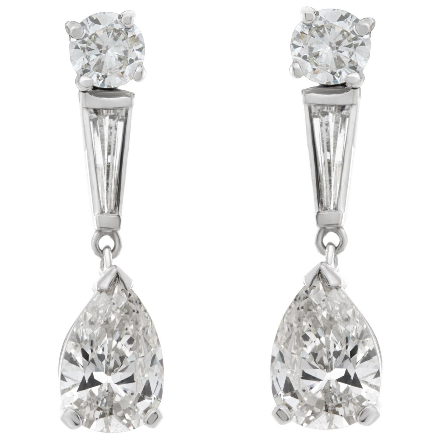 Boucles d'oreilles en platine et or blanc 14 carats avec diamants certifiés GIA