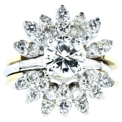 Anello con diamante certificato GIA da 1,35 ct. H, SI2 con fasce di diamanti rimovibili. TW 2,85