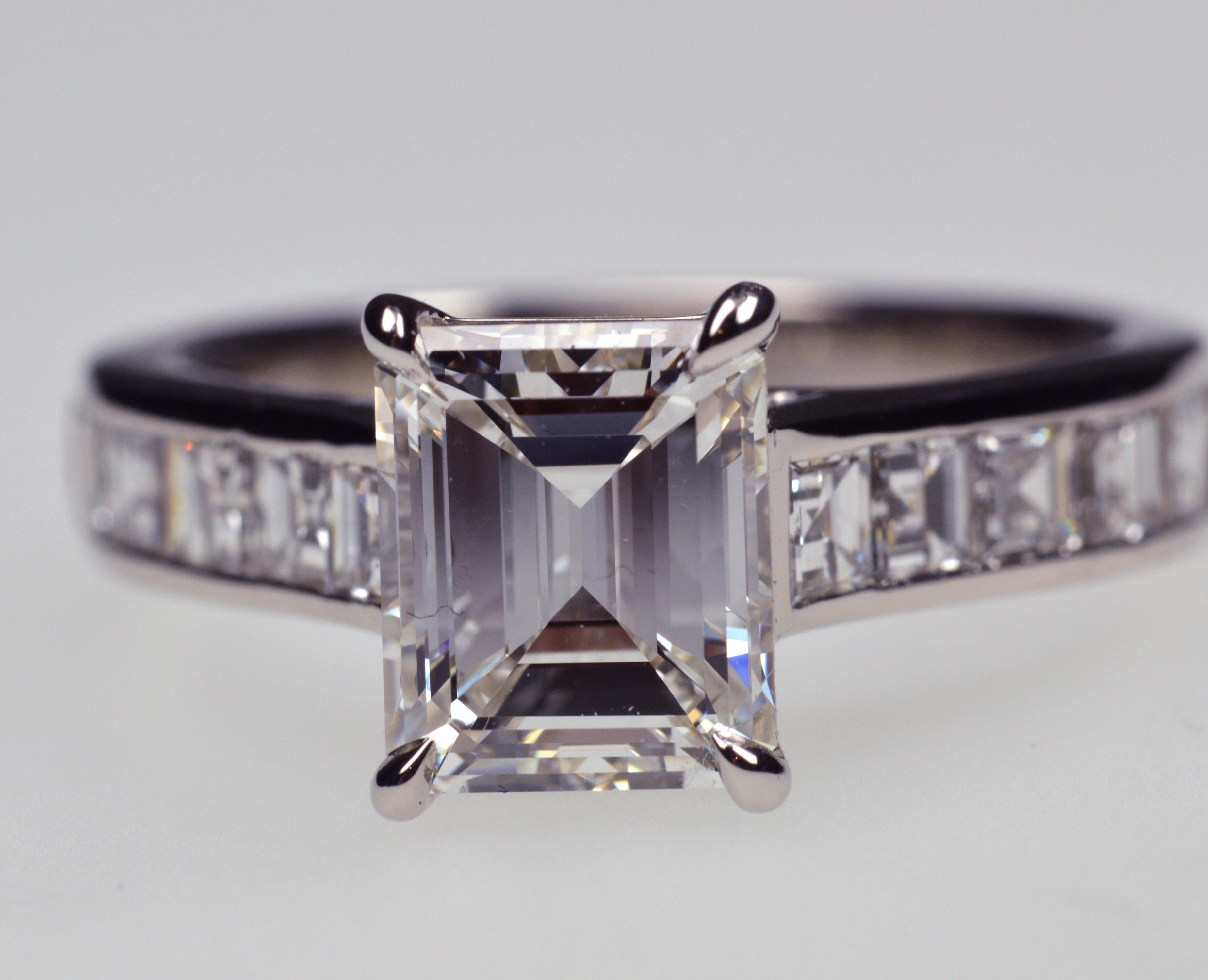 GIA Certified Diamond Ring In Excellent Condition For Sale In Zurich, CH