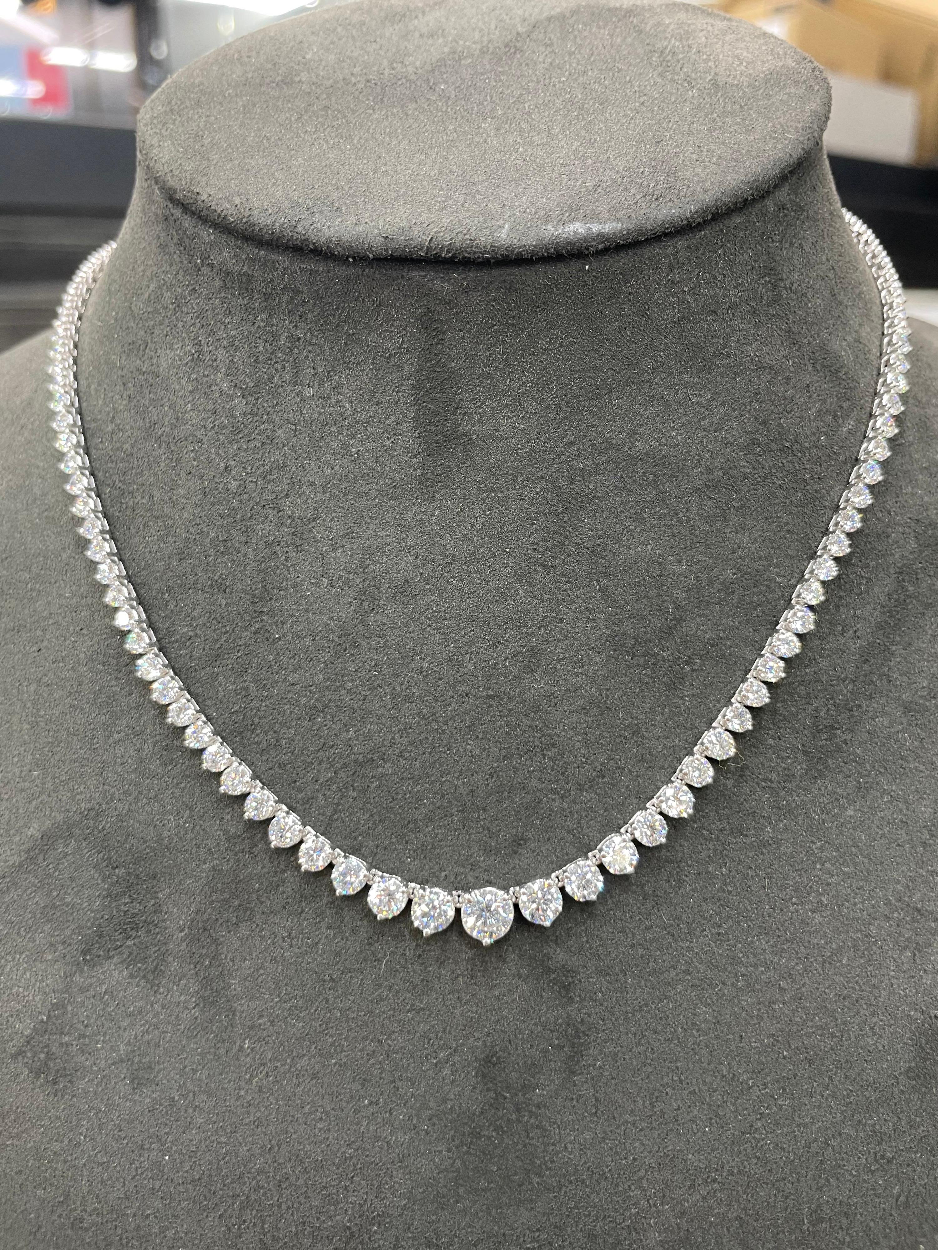  Diamant abgestufte Riviere-Halskette, Diamant 8,26 Karat G SI 14 Karat Weißgold (Rundschliff) im Angebot