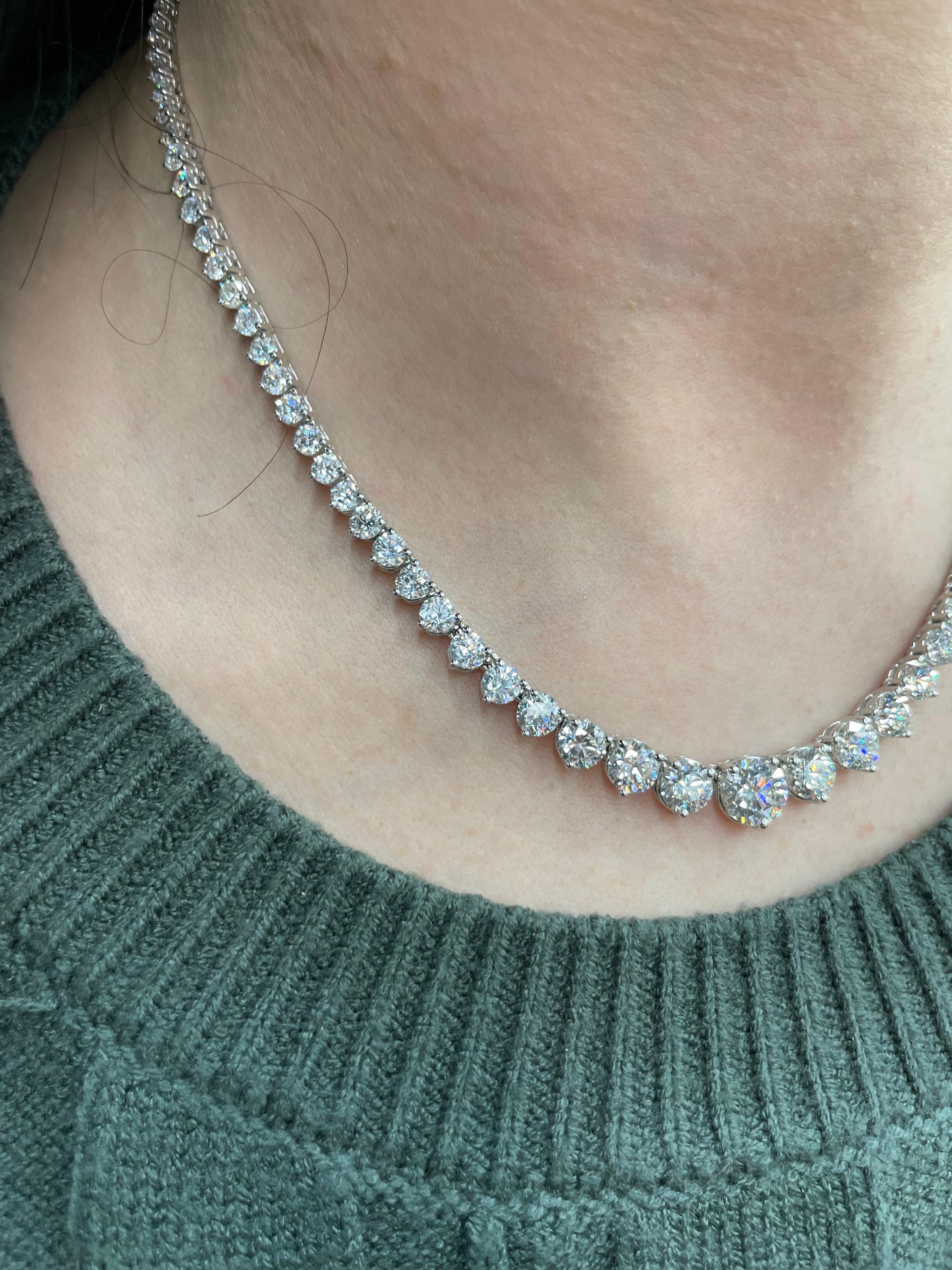 Contemporary GIA Certified Diamond Riviere Necklace 17 Carats G-H SI1-2 18 Karat White Gold For Sale