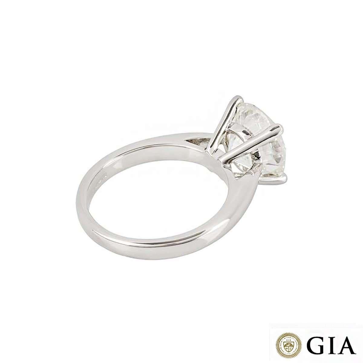 Women's GIA Certified Diamond Solitaire Engagement Ring 3.93 Carat H/VS1