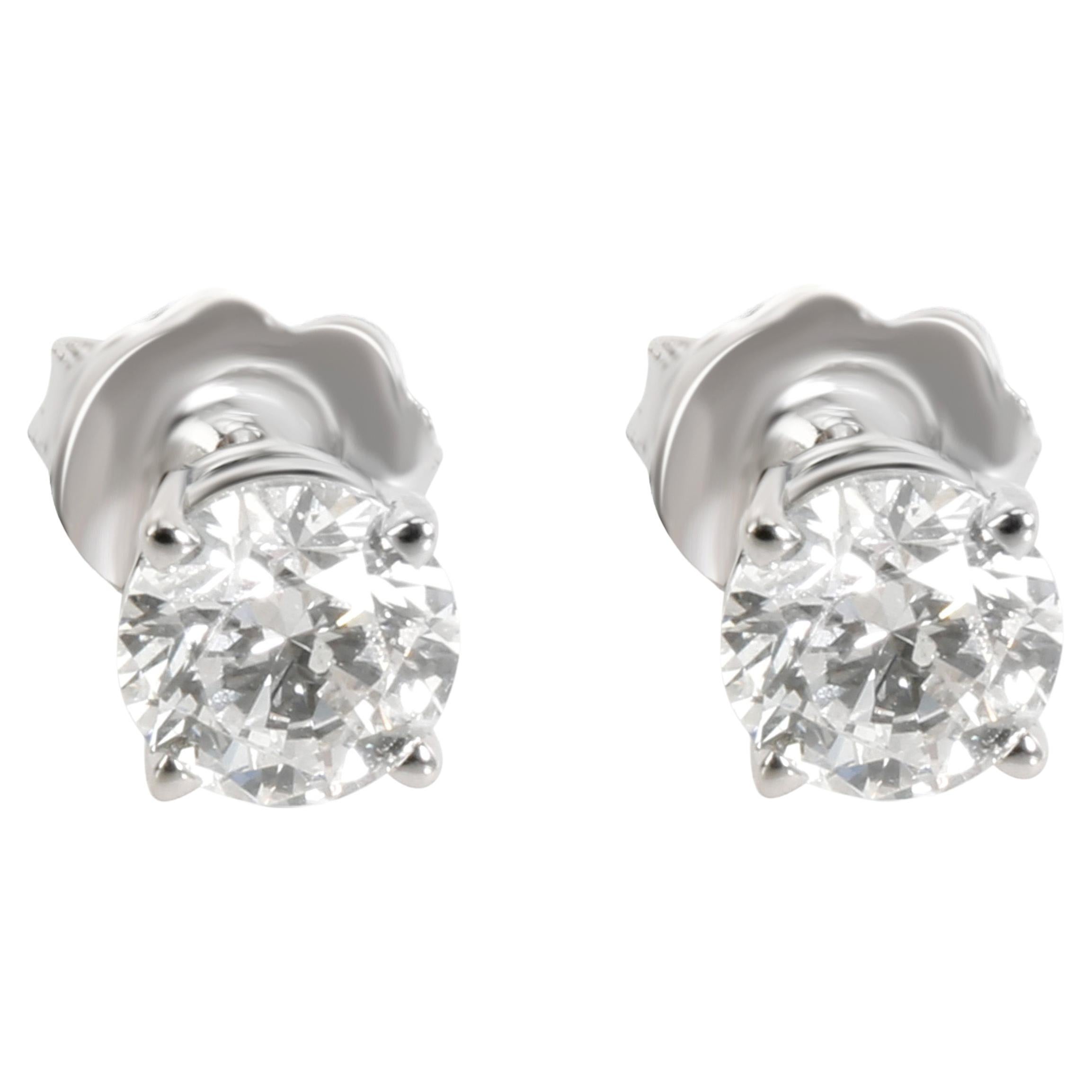 GIA Certified Diamond Stud Earrings 2.62 Carat EG SI2I1 18 Karat