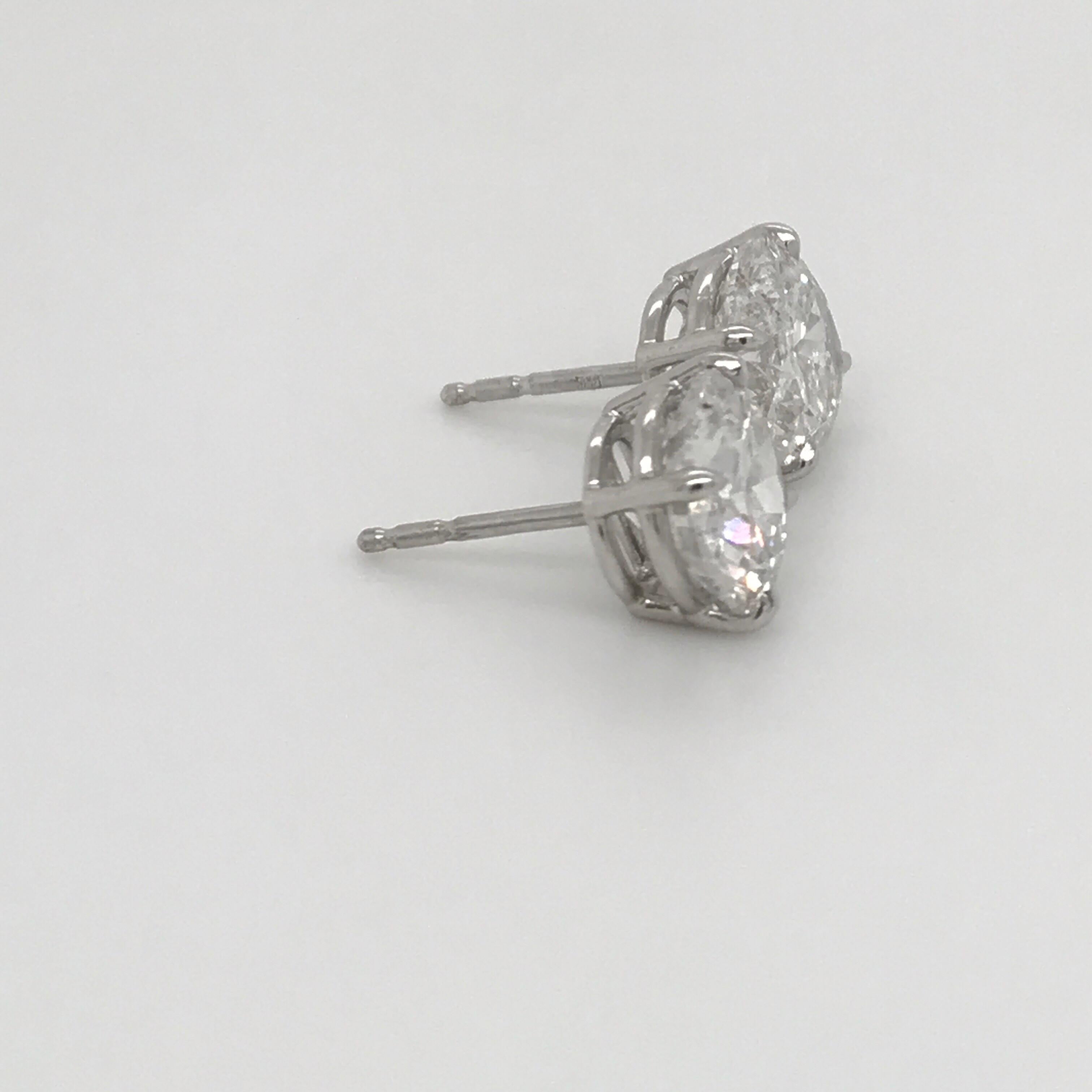 GIA Certified Diamond Stud Earrings 4.71 Carat E-F 2