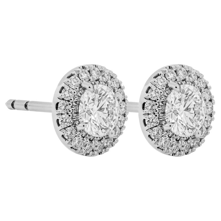 GIA Certified Diamond Stud Earrings 0.60ct each For Sale at 1stDibs