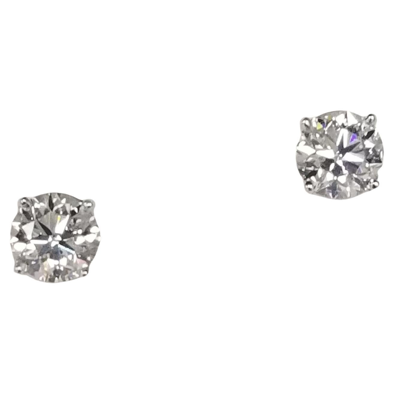 Boucles d'oreilles diamant certifiées GIA E, SI1 et diamants taille brillant 2.00 carats en vente