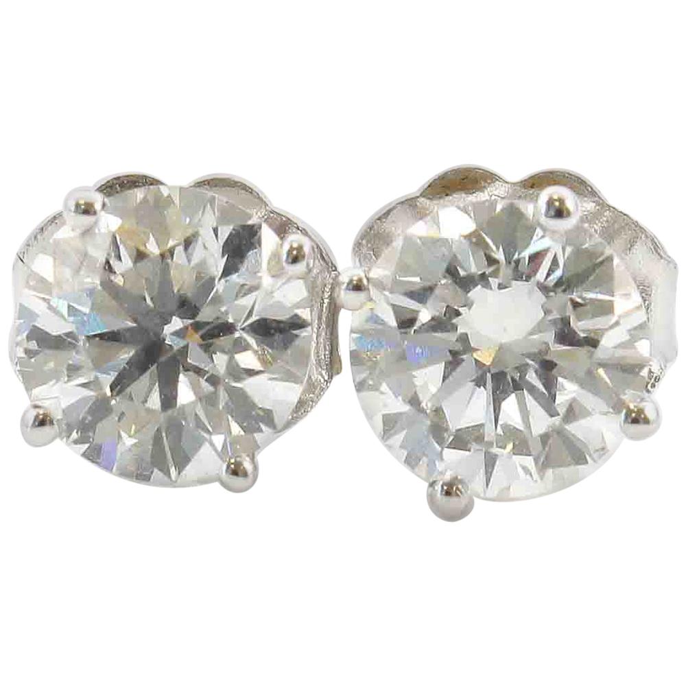 GIA Certified Diamonds 18 Karat Gold Studs