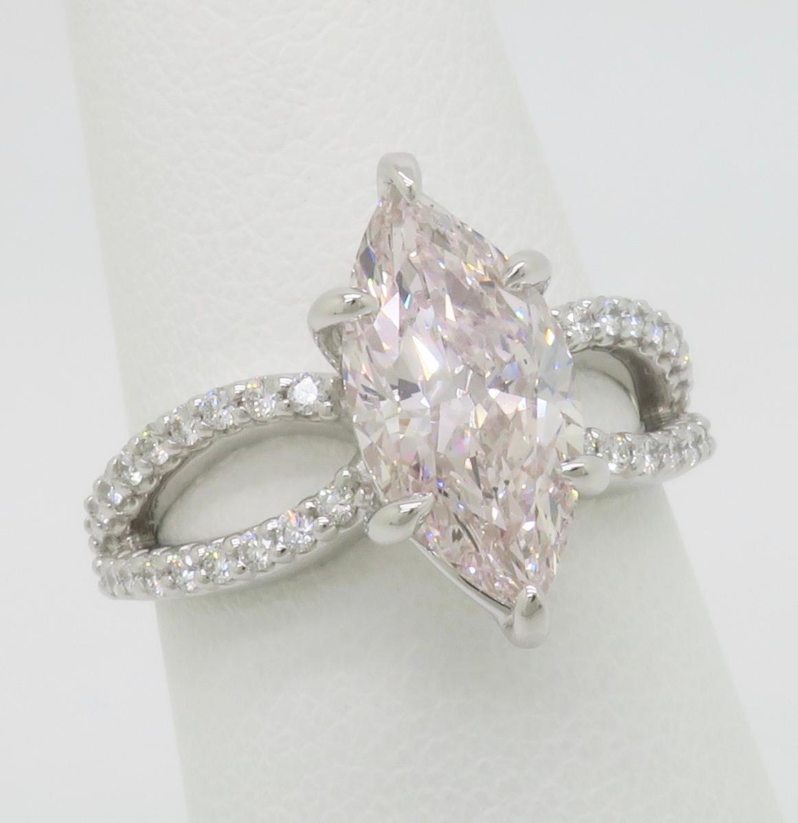 GIA zertifiziert Erde Mined 2,16CT Pink Diamond in 14k Weißgold (Marquiseschliff) im Angebot