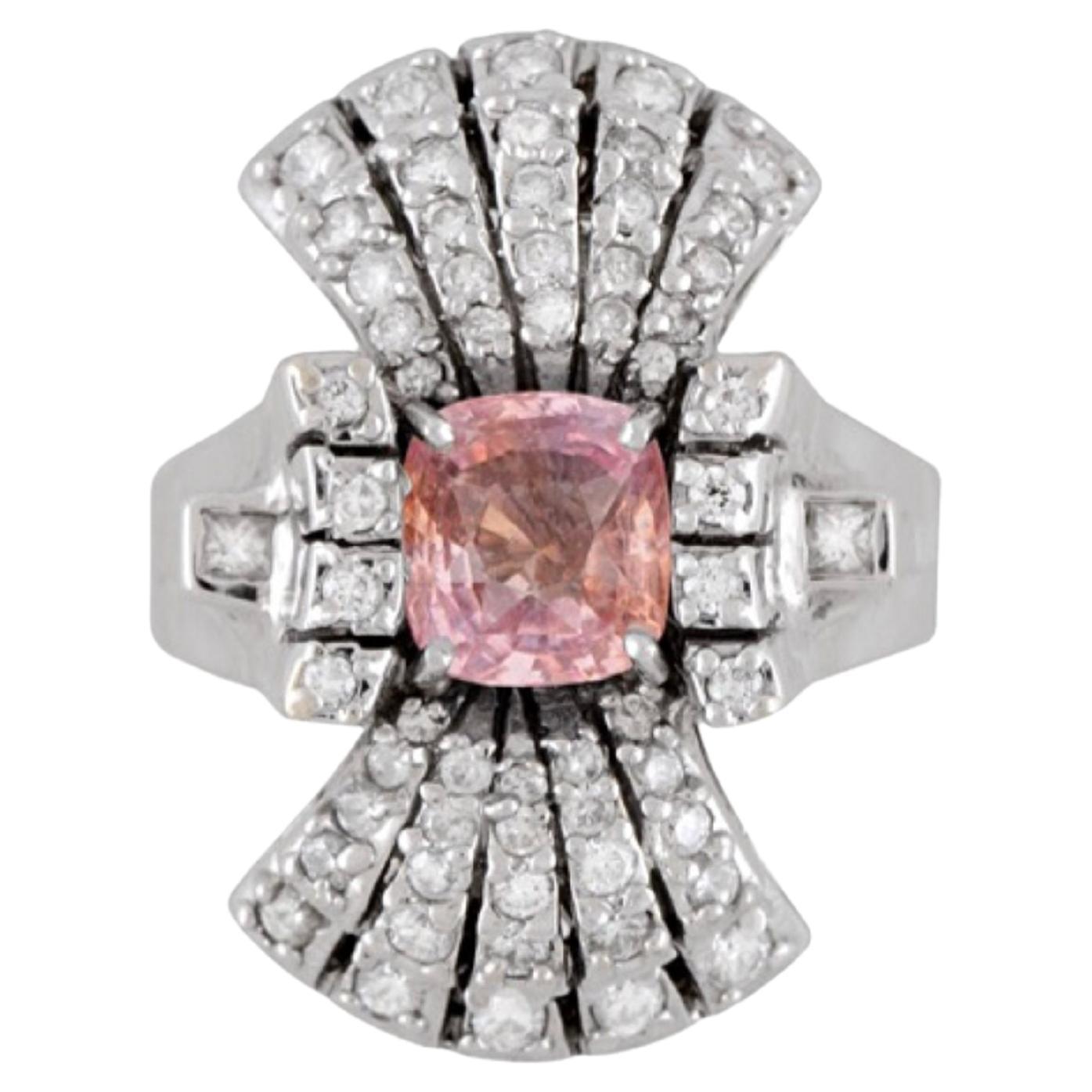 Bague verticale d'inspiration édouardienne en saphir rose et diamants certifiés GIA en vente