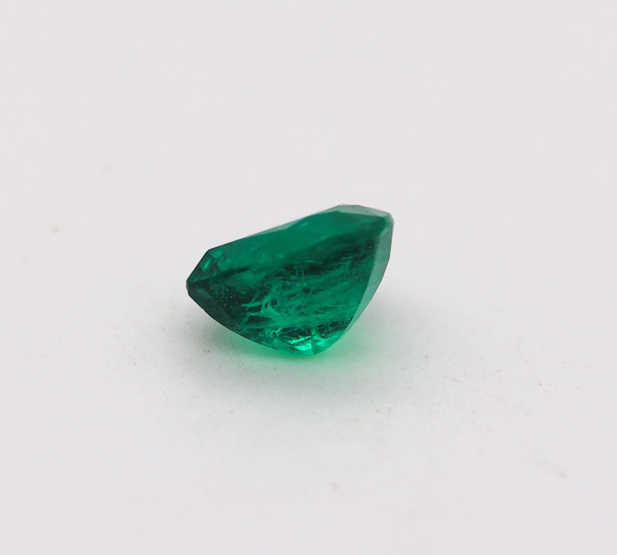 Modern Gia Certified Emerald 5.07 Carats Heart Shaped Cut Great Vivid Green For Sale