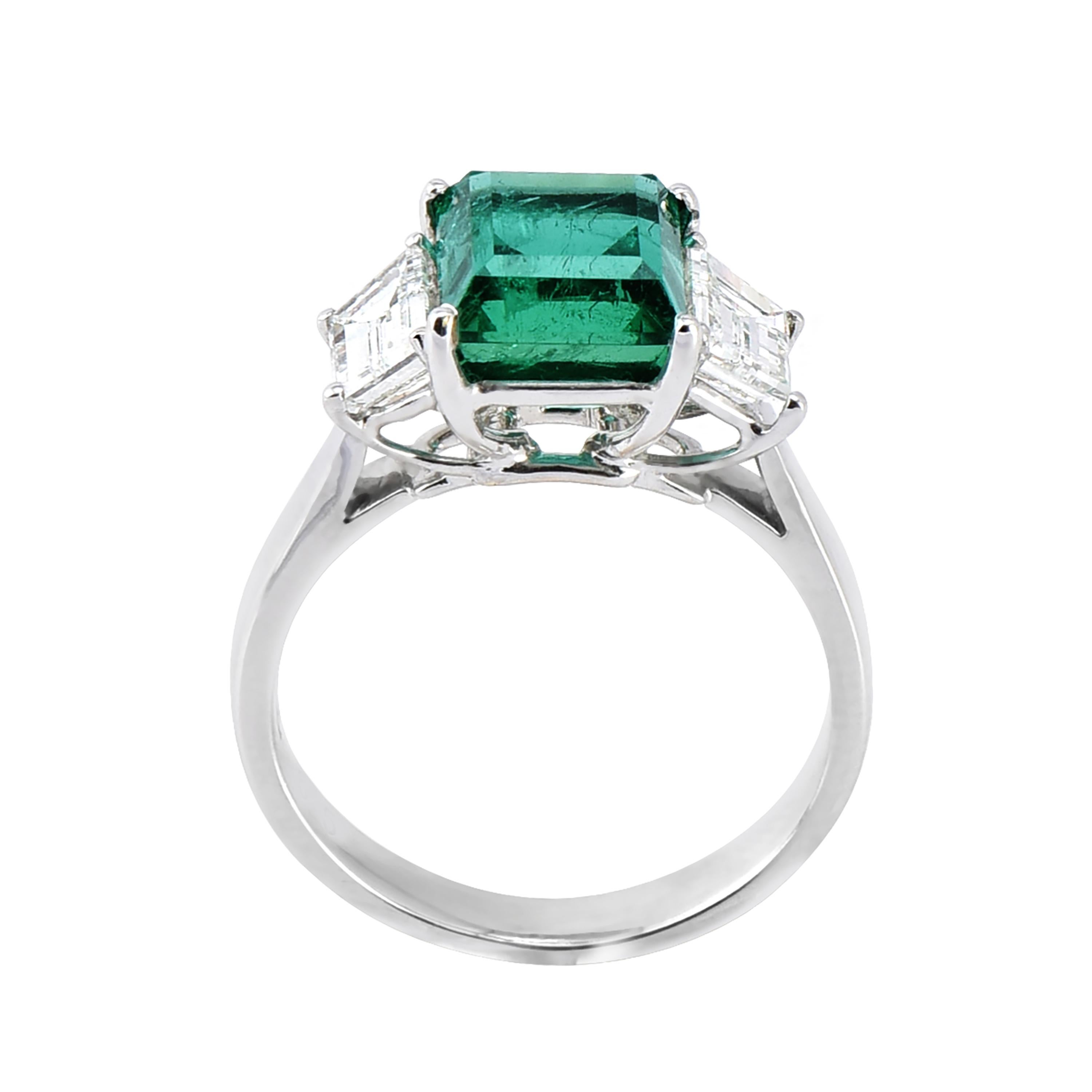 Princess Cut Laviere GIA Certified Emerald and Diamond Ring For Sale