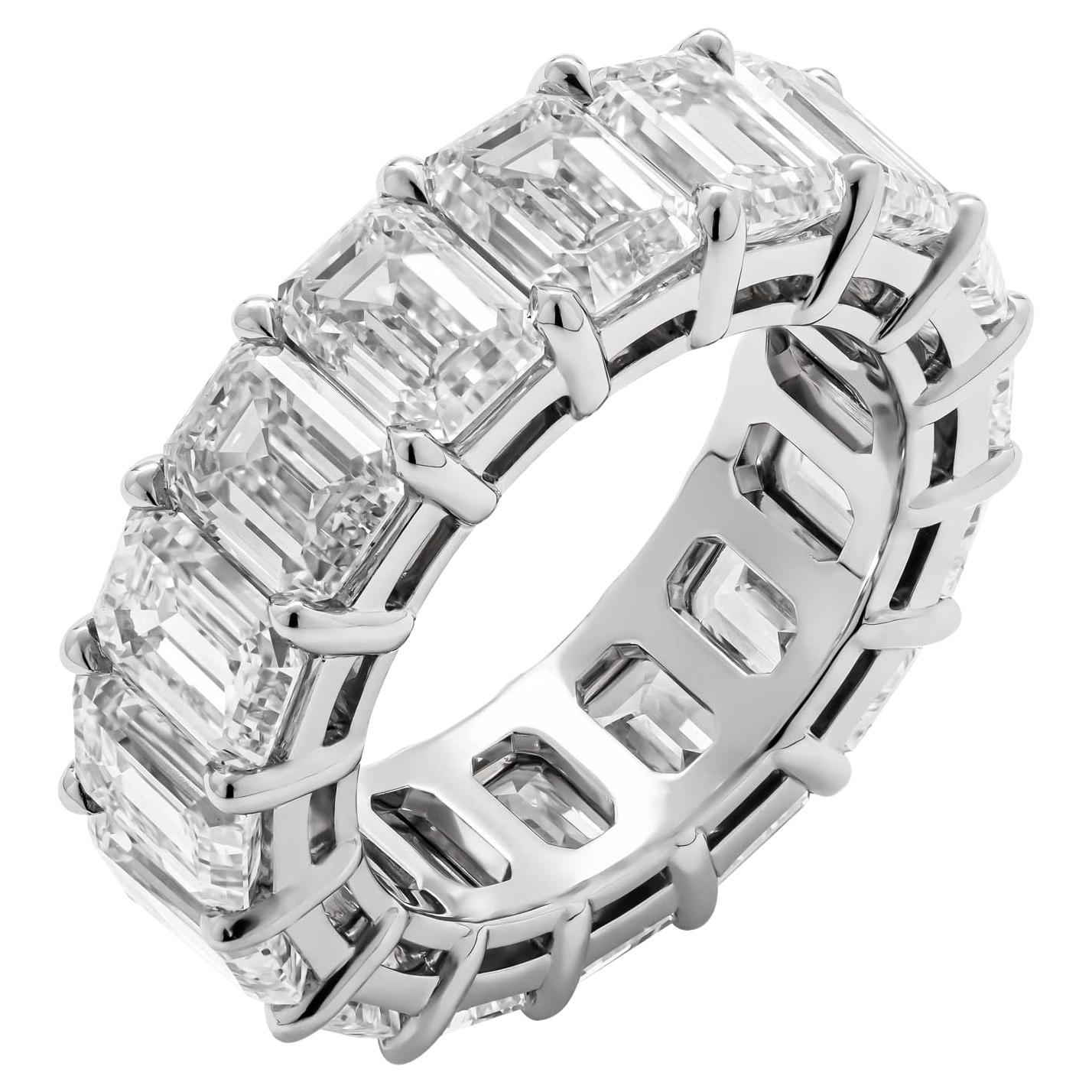 GIA Certified Emerald Cut Anniversary Band in Platinum 11.23 Carat 0.70ct Each For Sale