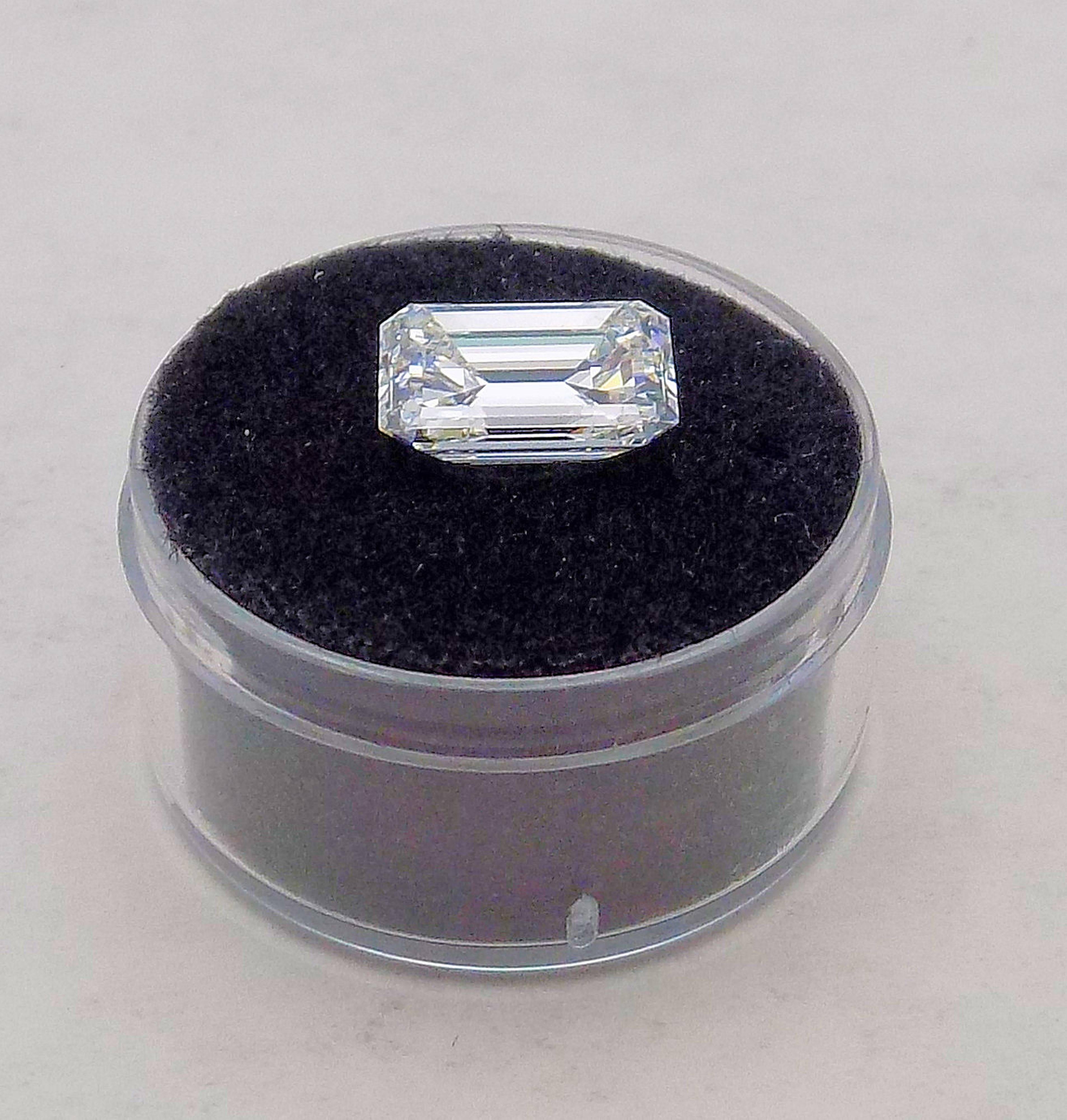 GIA Certified Emerald Cut Diamond In Excellent Condition In Dallas, TX