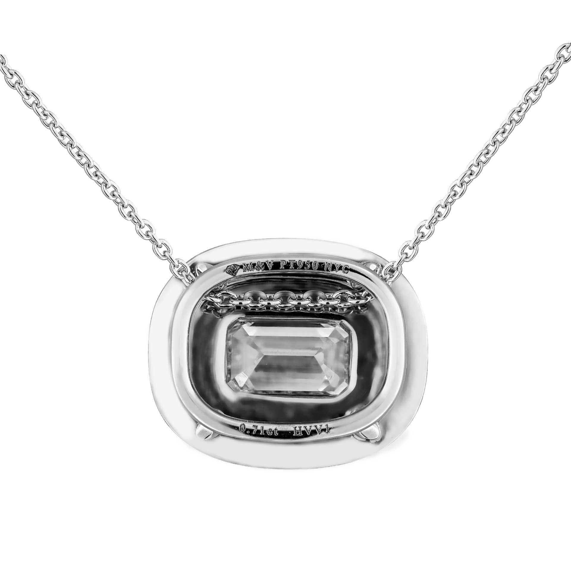 GIA Certified Emerald Cut Diamond Pendant In New Condition For Sale In New York, NY