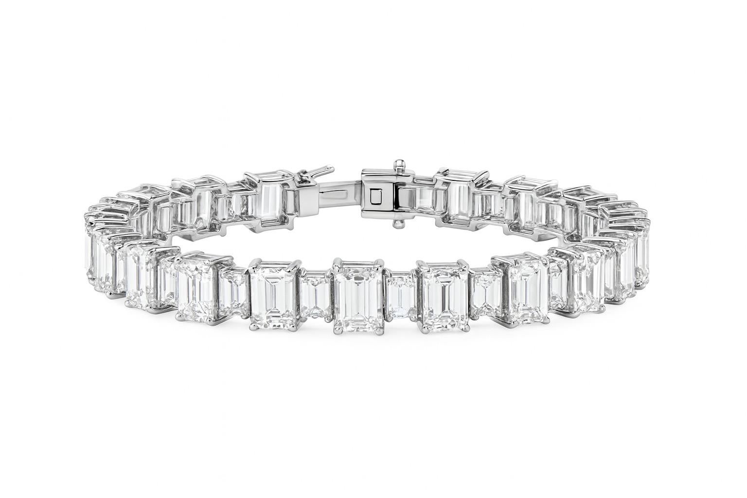 GIA Certified Emerald-Cut Diamonds, 27 Carats Total In Excellent Condition For Sale In Chicago, IL