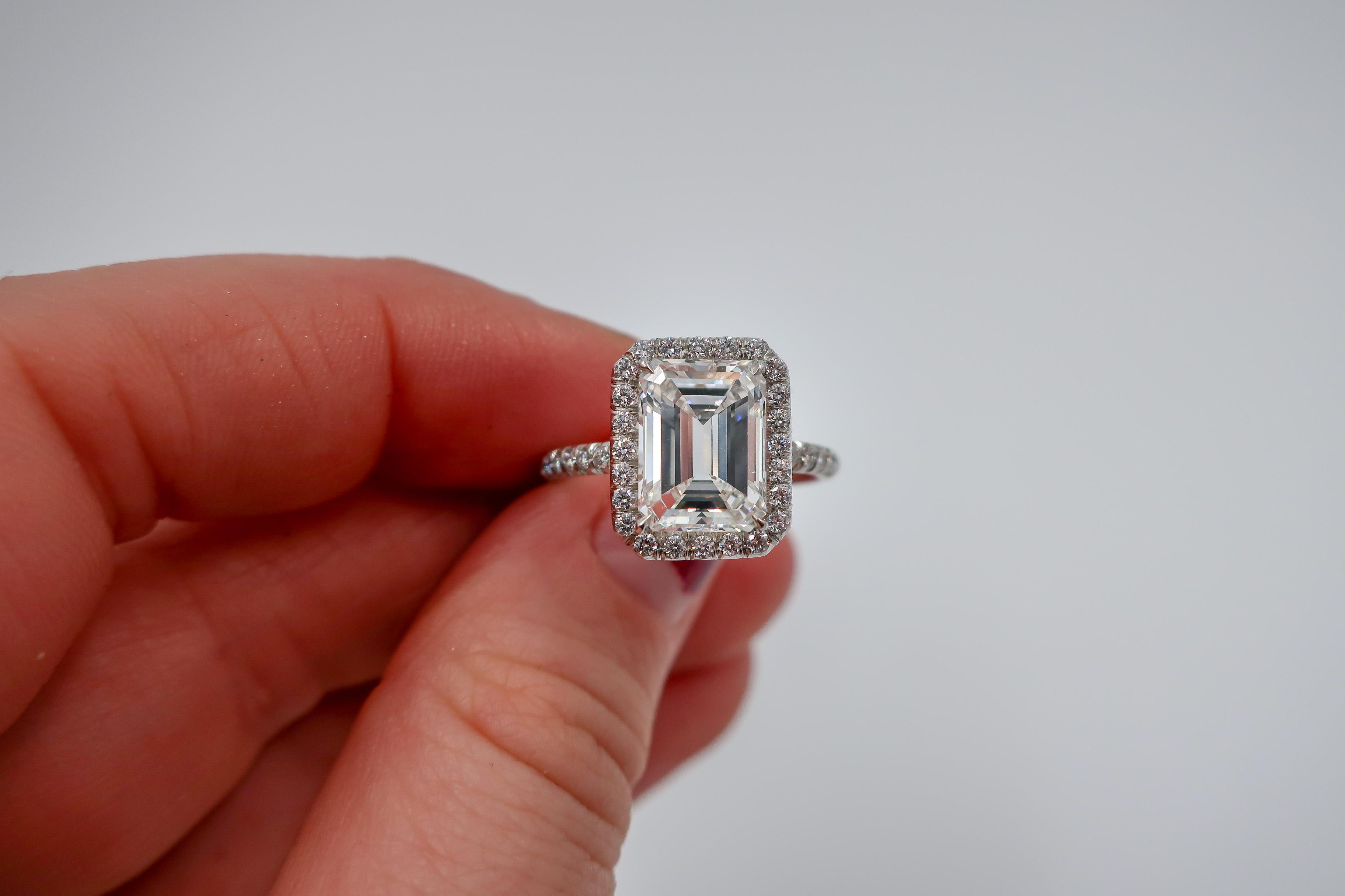 GIA Certified 3.01 Carat Emerald Cut Diamond Engagement Ring In New Condition In New York, NY