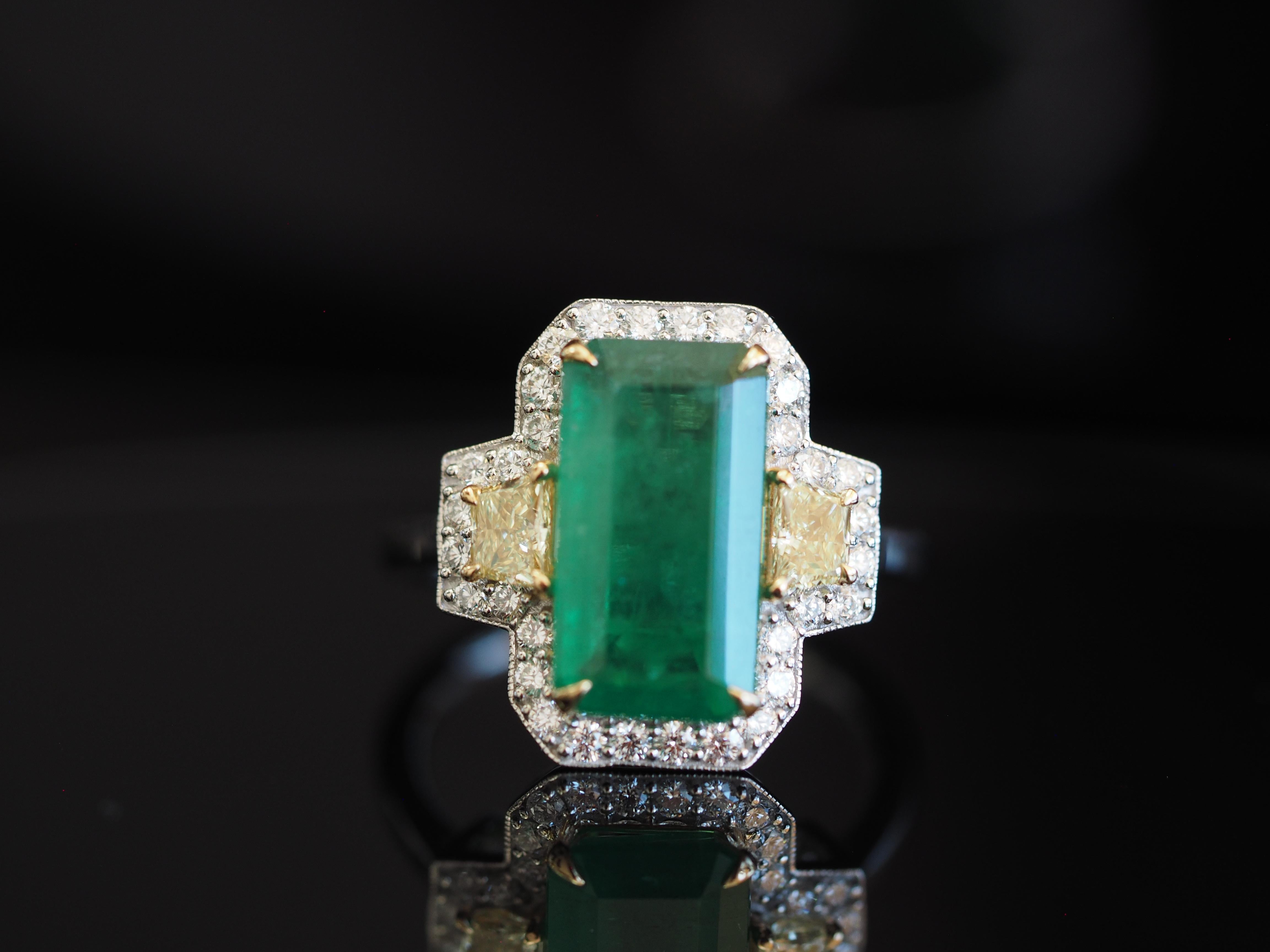 GIA Certified Emerald Platinum Diamond Ring In New Condition In Addison, TX