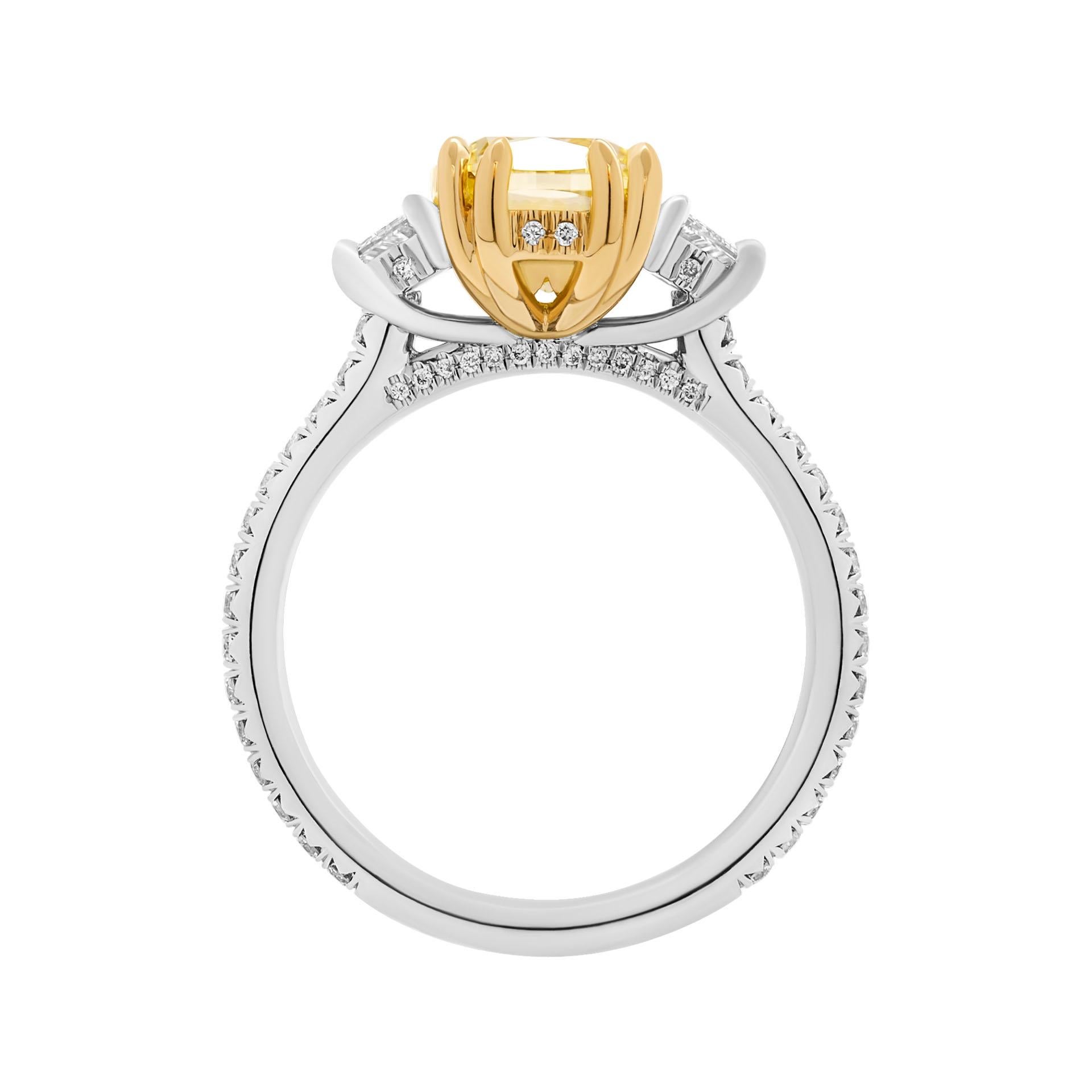 Modern GIA Certified Engagement Ring with 3.01ct Fancy Yellow SI1 Cushion Diamond For Sale