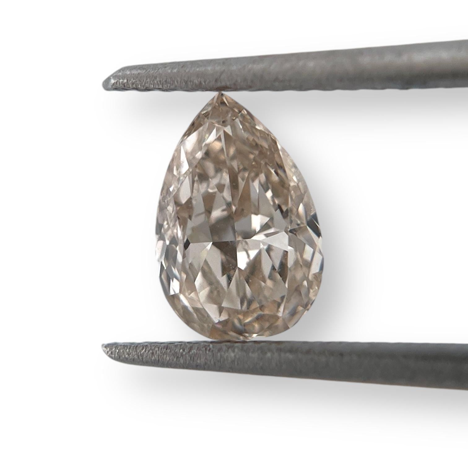 Certificato GIA Squisito diamante naturale taglio pera da 1,01ct SI2 M In condizioni ottime in vendita a New York, NY