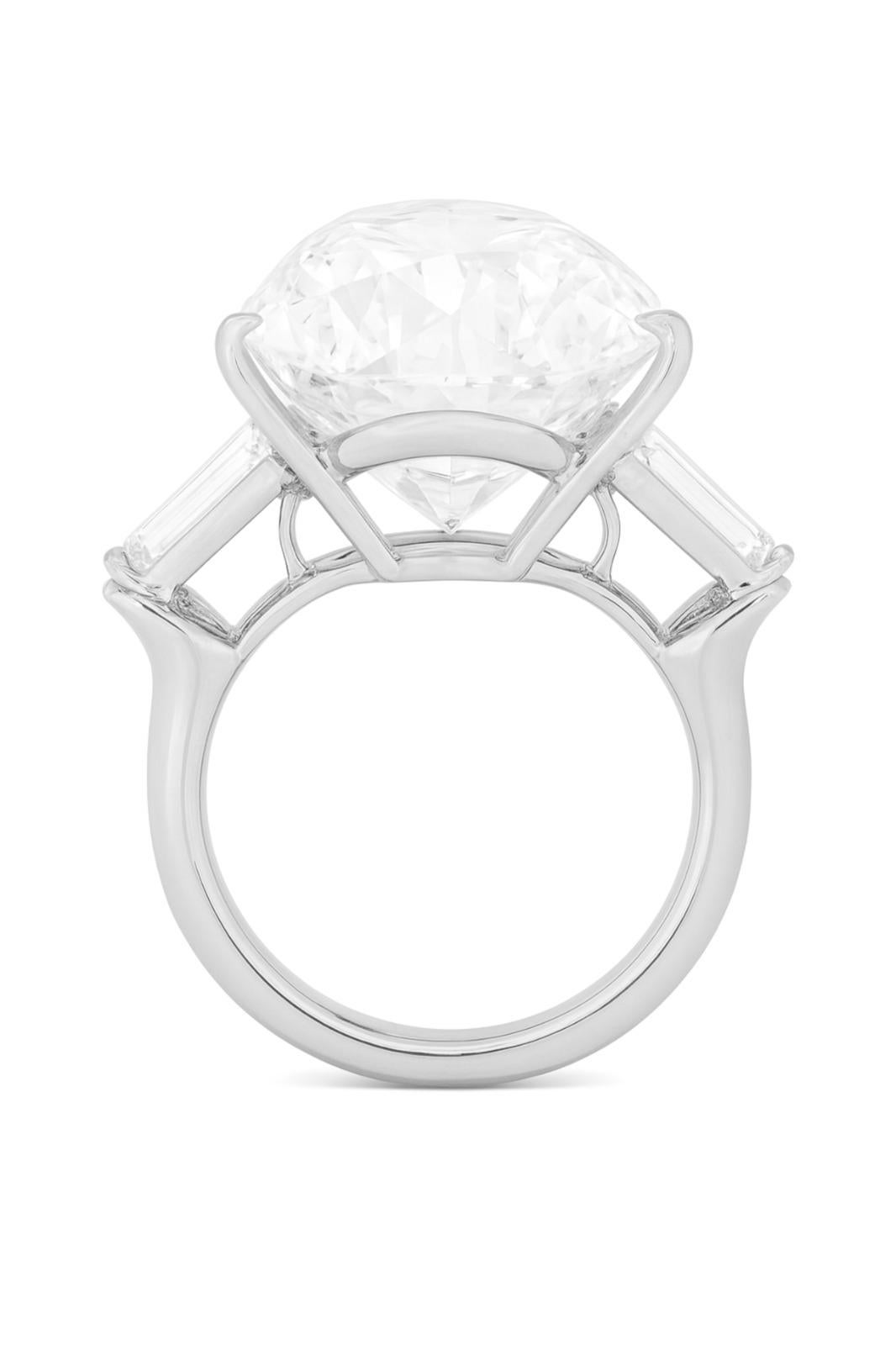 Contemporain Extraordinaire certifié par la GIA  Bague en diamant de 20 carats en vente
