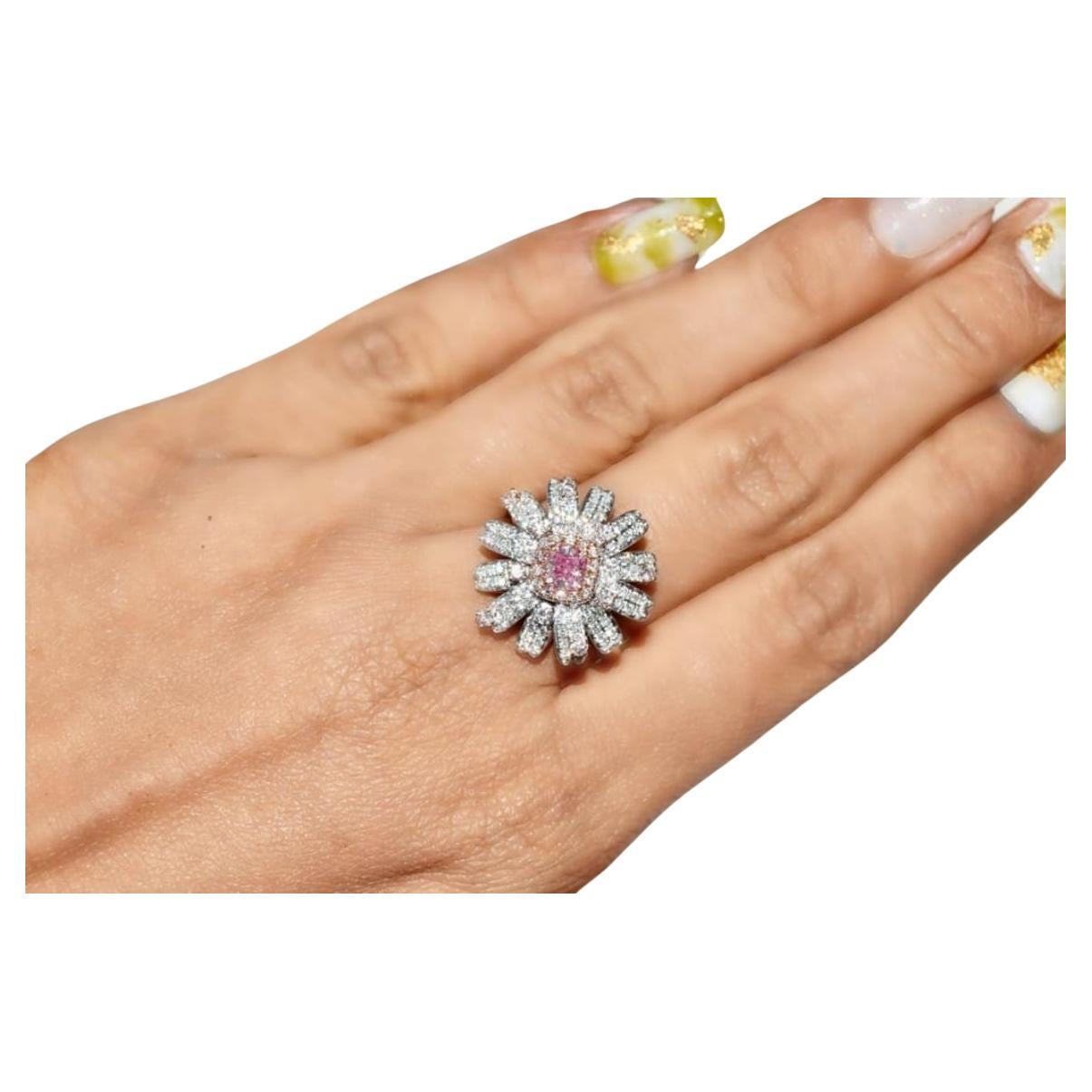 GIA Certified Faint Pink Diamond Ring 0,40 Karat VS1 Kissen Form Ring im Angebot