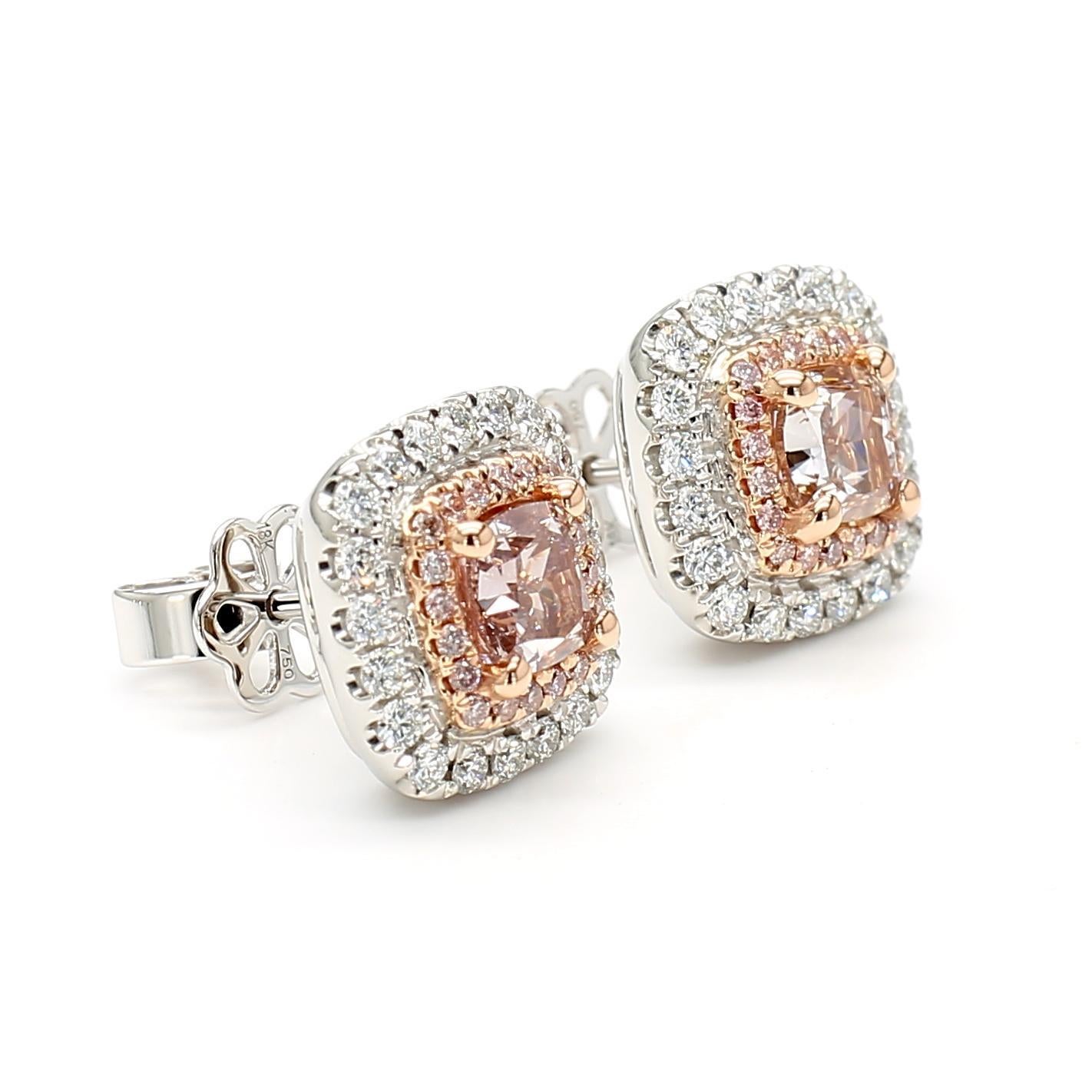 Taglio cuscino Orecchini con perno in oro da 1,62 carati TW con certificato GIA Fancy Brown-Pink Cushion Diamond in vendita