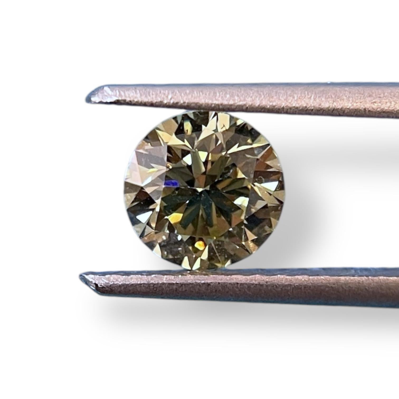 Taille ronde Diamant jaune brunâtre vertâtre de 0,90 carat SI1 certifié par le GIA en vente