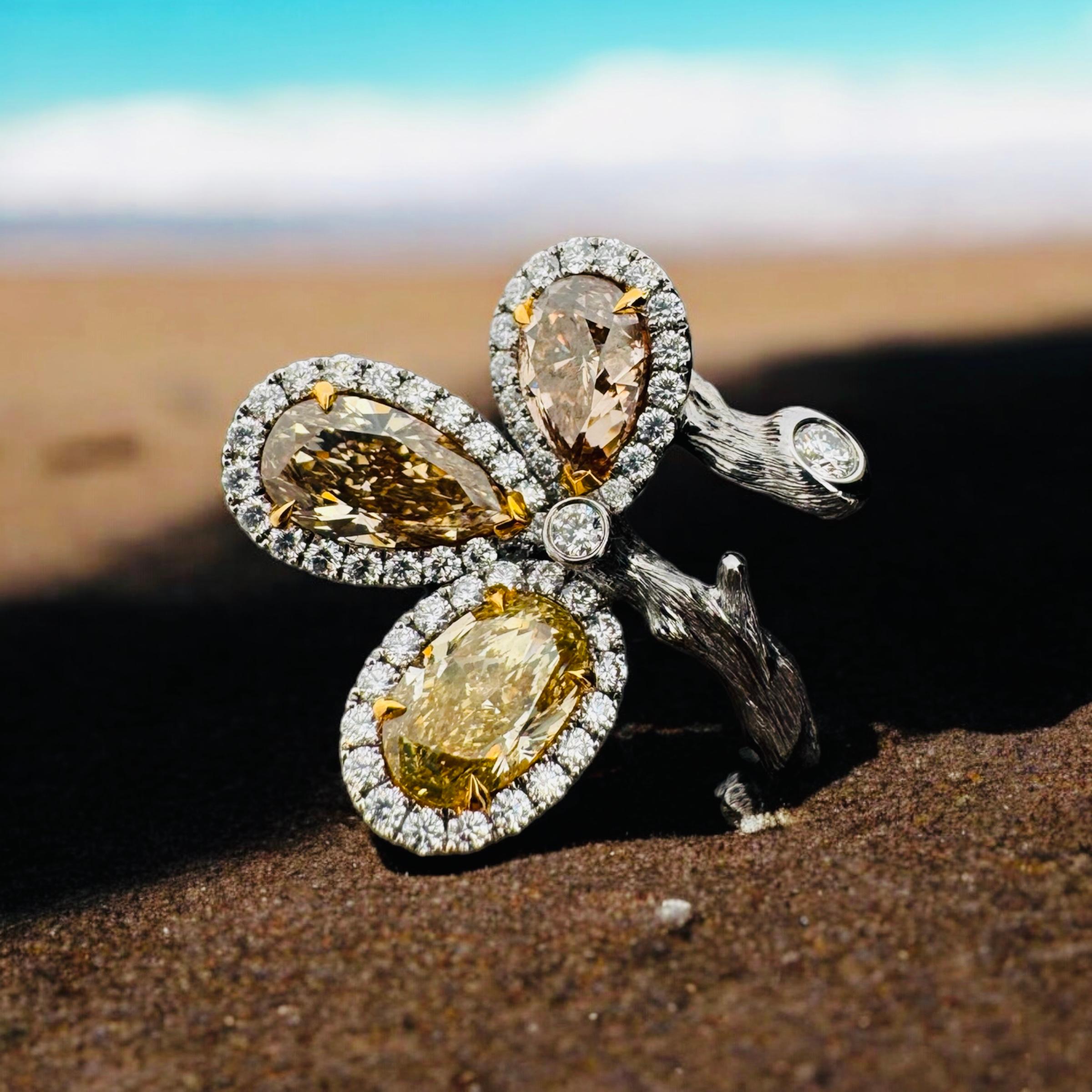 GIA Certified Fancy Coloured Diamond Dress Ring For Sale 3