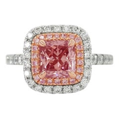 GIA Certified Fancy Intense Pink Diamond Anello in platino a doppia aureola