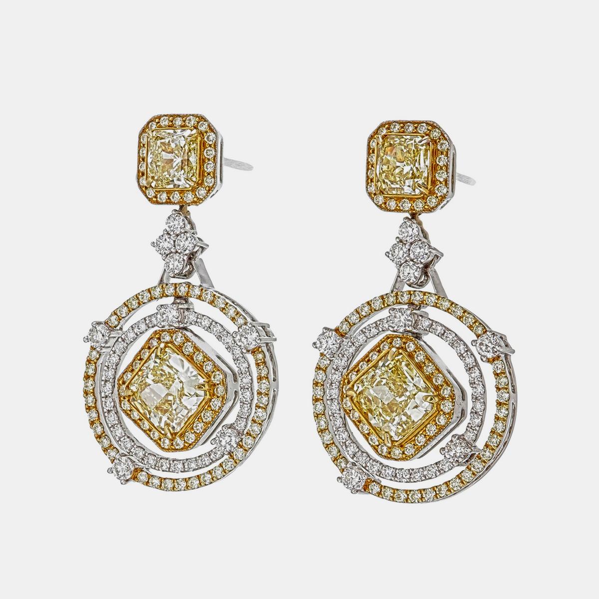 Boucles d'oreilles pendantes en or 18 carats certifiées GIA jaune intense fantaisie 4,19 carats en vente 2
