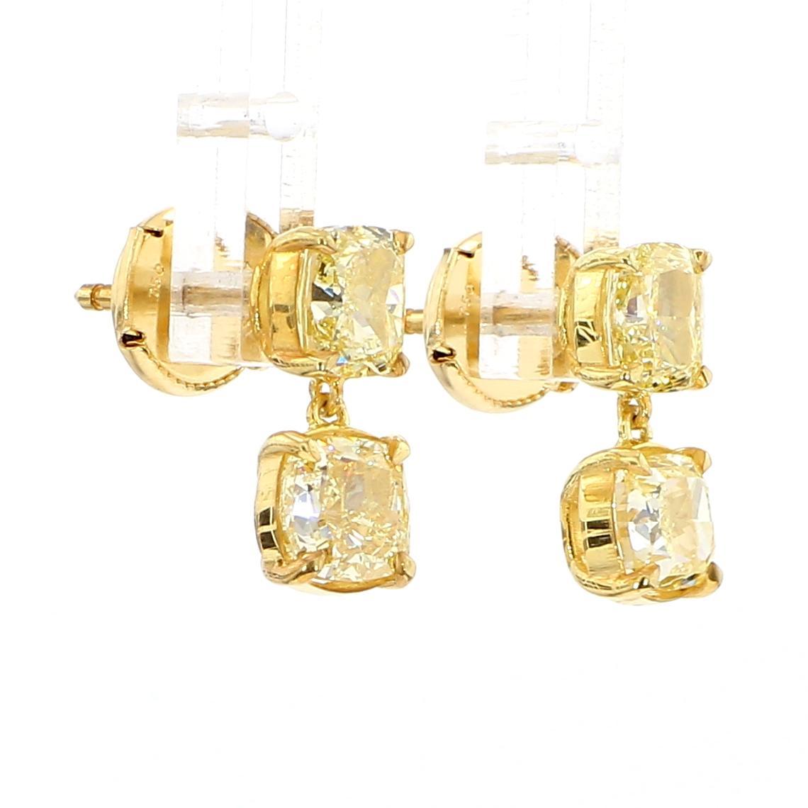 GIA-zertifiziert Fancy Light Yellow Cushion Diamond 3,50 Karat TW Gold Ohrringe (Kissenschliff) im Angebot