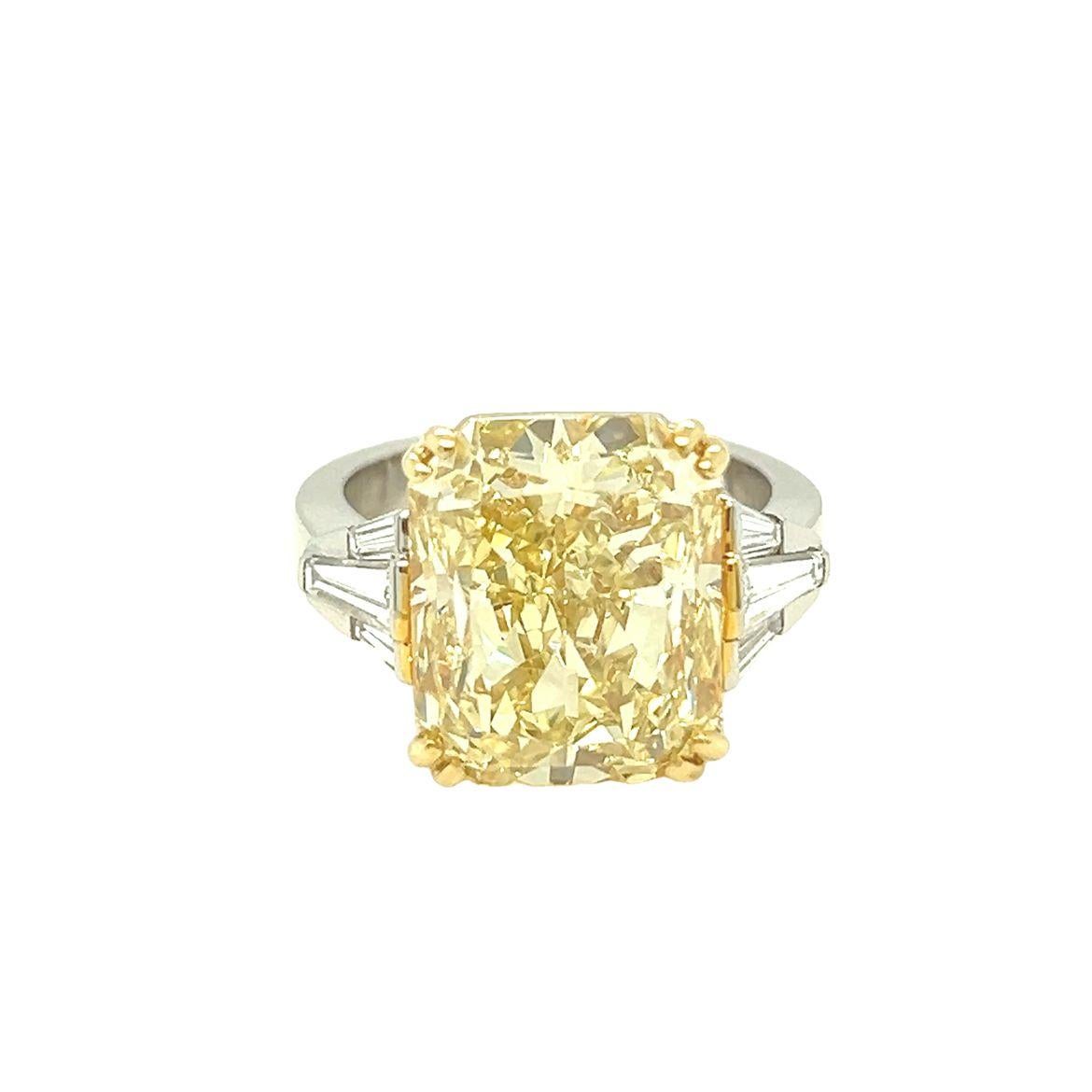 GIA Certified Fancy Light Yellow Diamond Ring For Sale 2