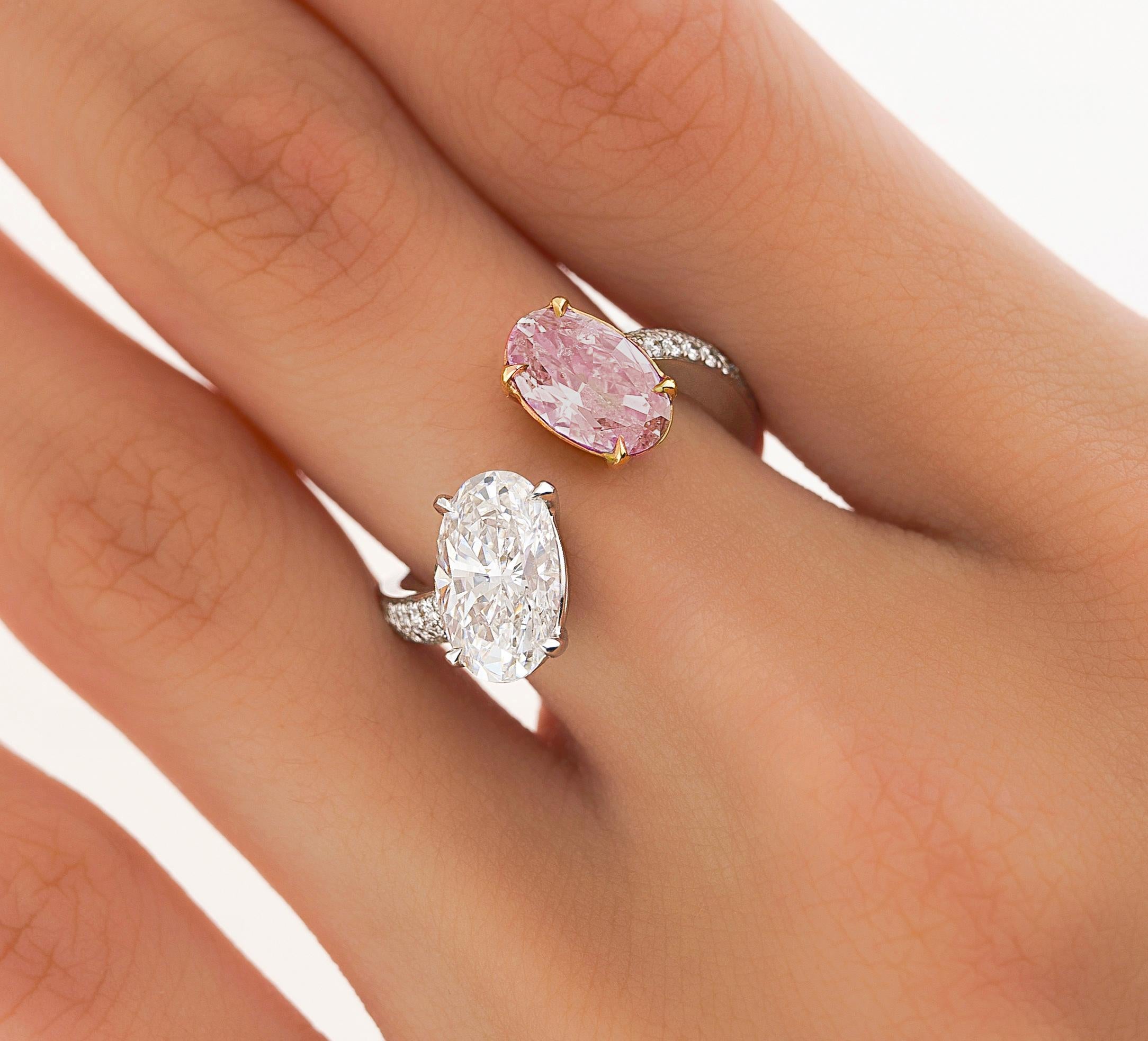 Gia Certified Fancy Orangy Pink and White Diamond Toi Et Moi 18k White Gold Ring For Sale 3