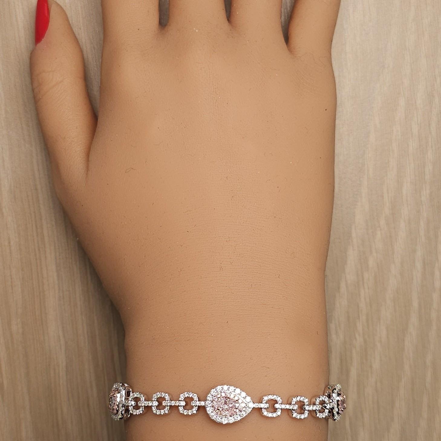 Pulsera de tenis de oro de 4,13 quilates TW con diamante rosa fantasía certificado por el GIA en venta 2