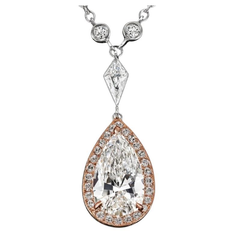 Collana con diamanti rosa e bianchi certificati GIA Fancy Diamond