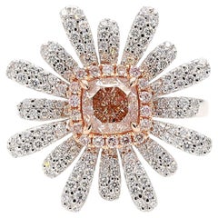 GIA Certified Fancy Pinkish Brown Cushion Diamond Anello in oro da 1.84 carati TW